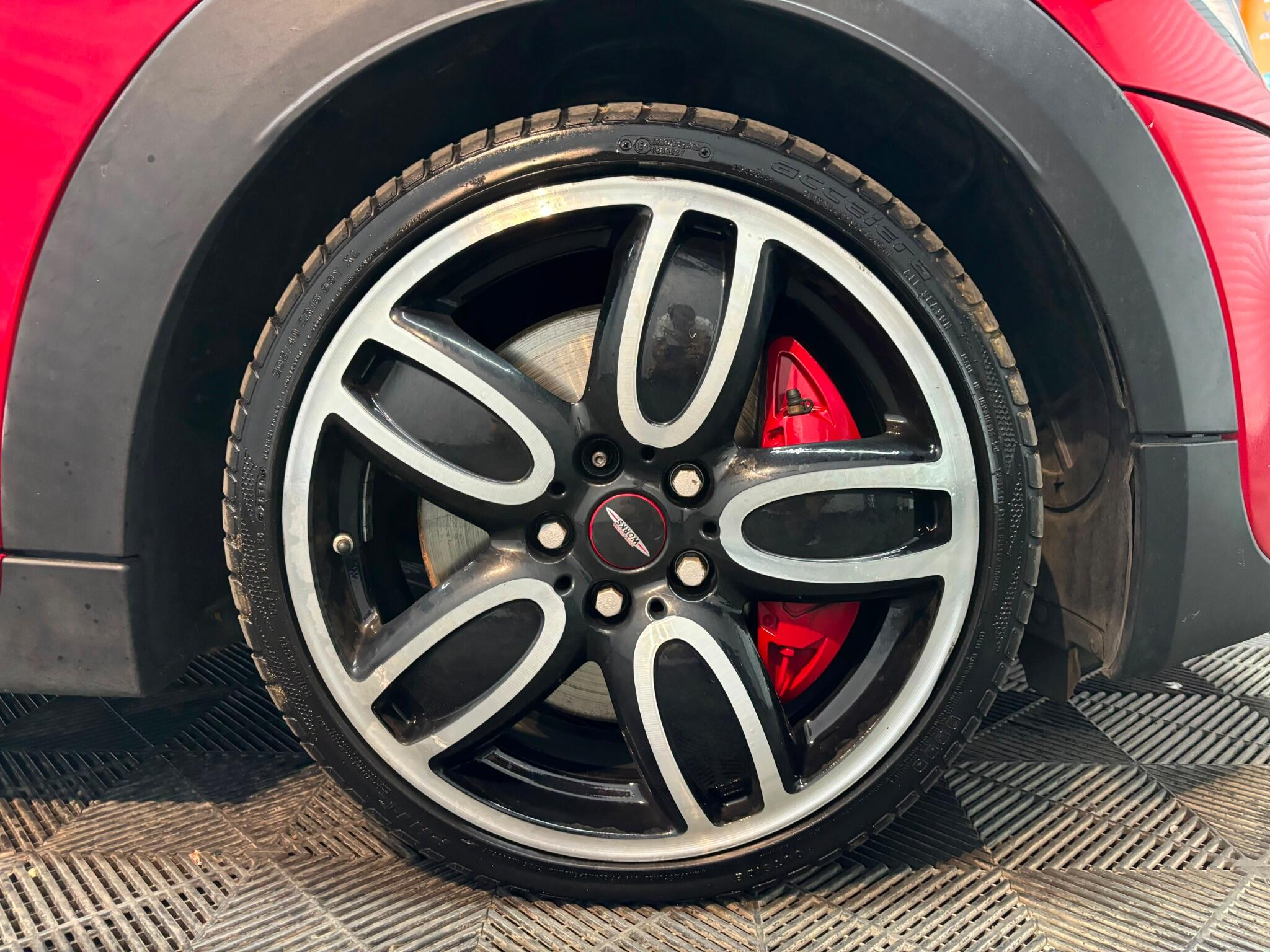 Mini Cooper view 25