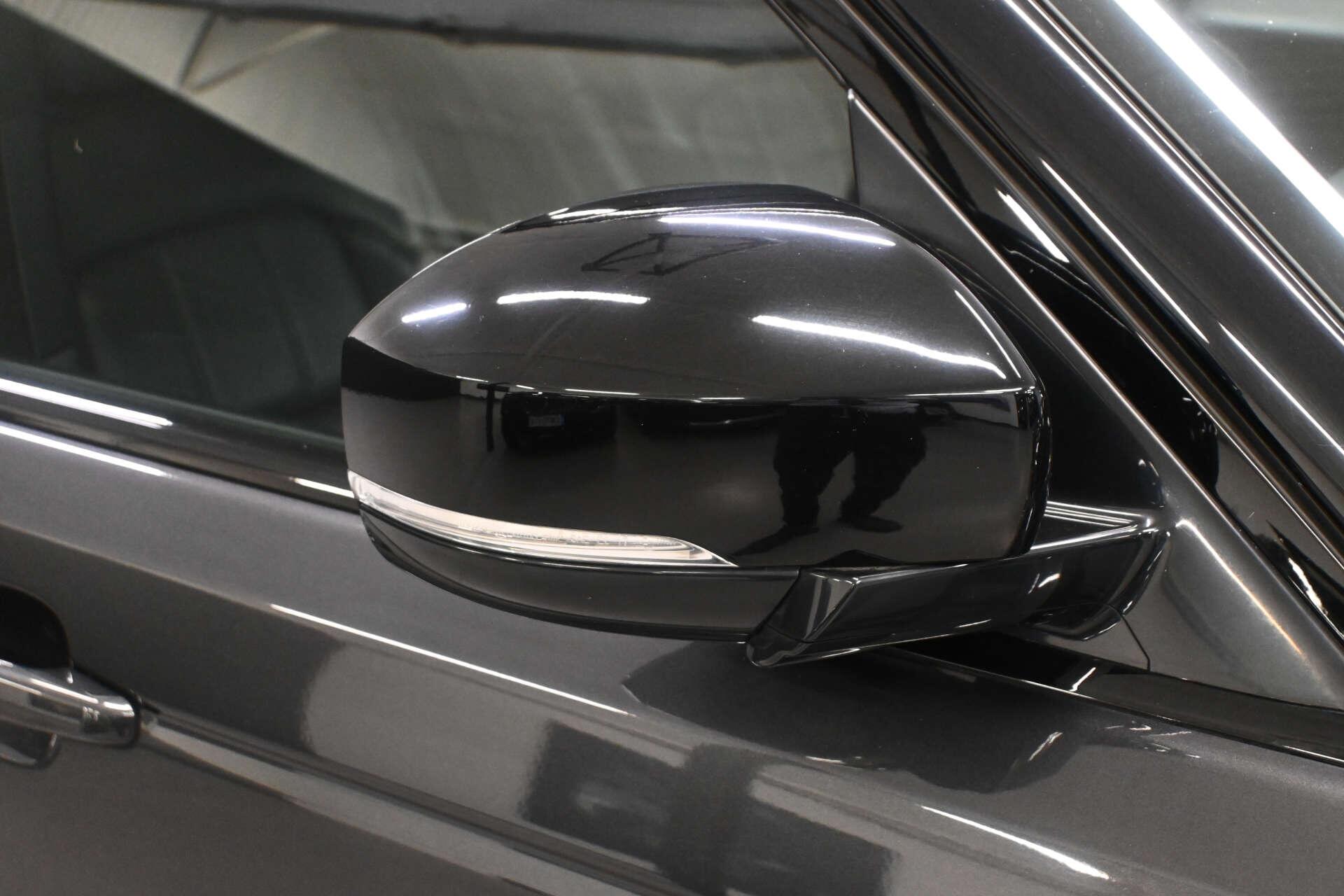 Land Rover Range Rover Sport view 45