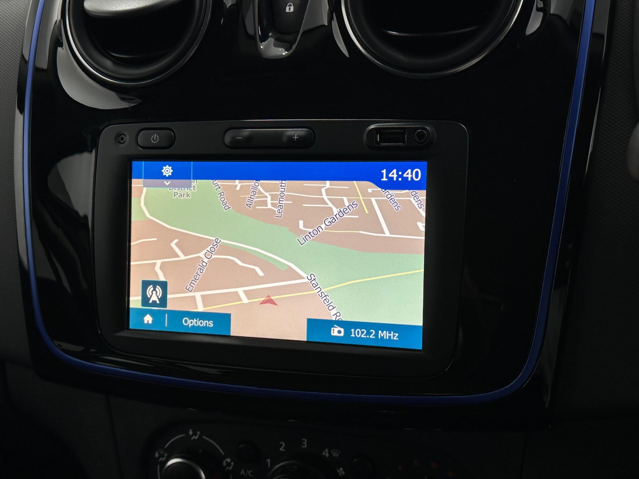 Dacia Sandero Stepway view 22