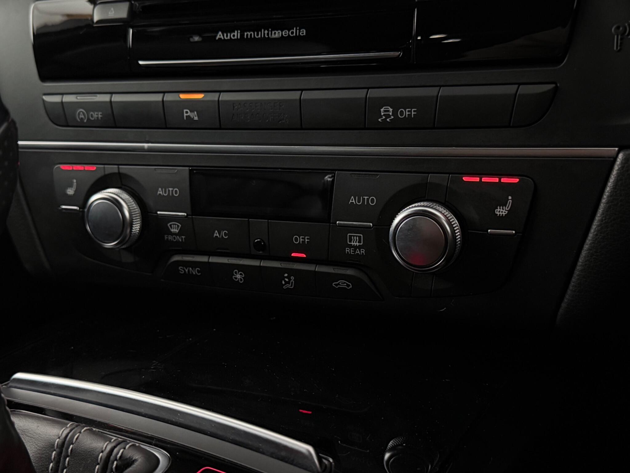 Audi A6 view 26