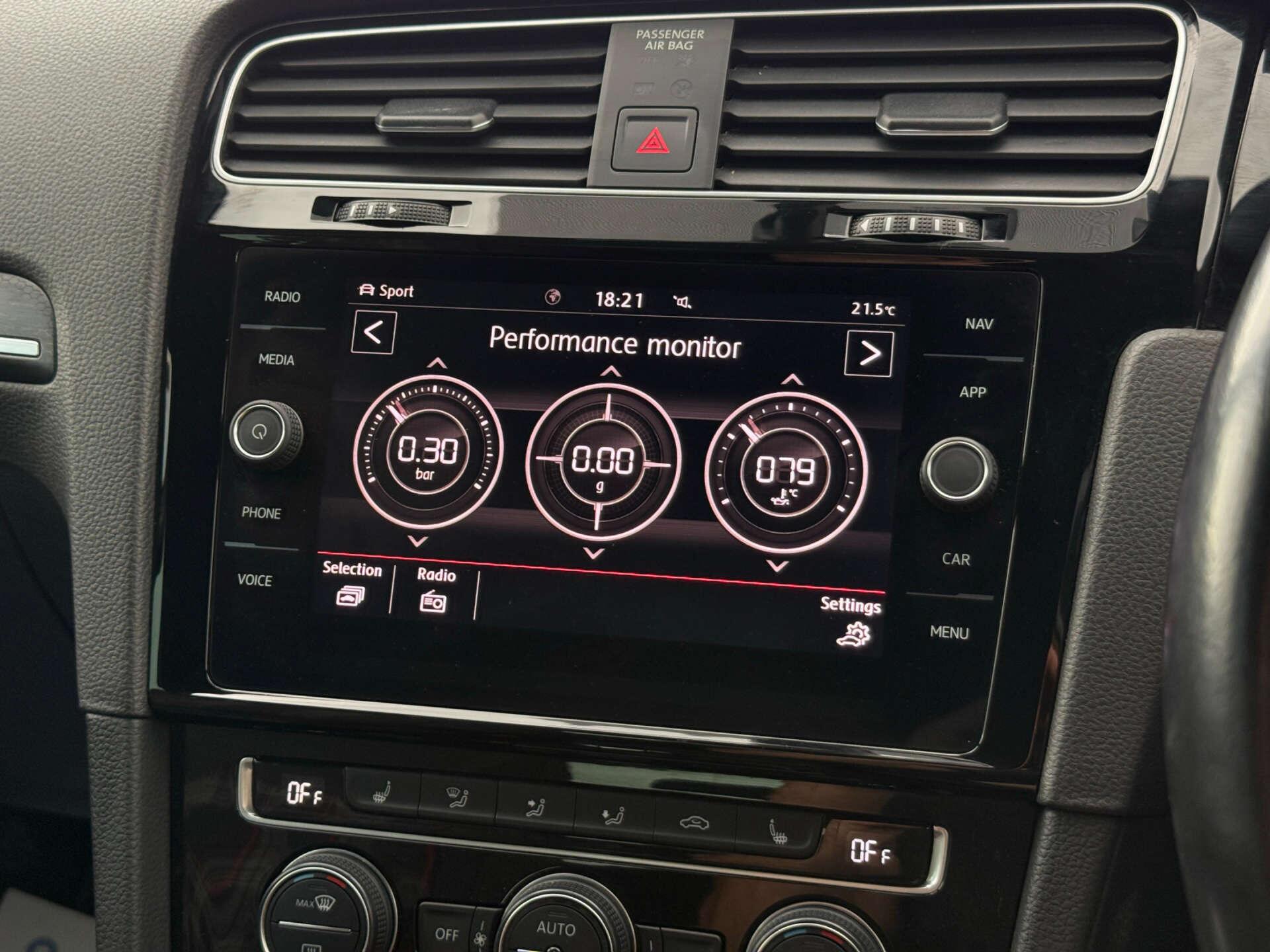 Volkswagen Golf view 74