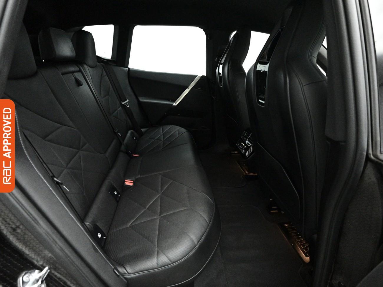 BMW Ix view 14