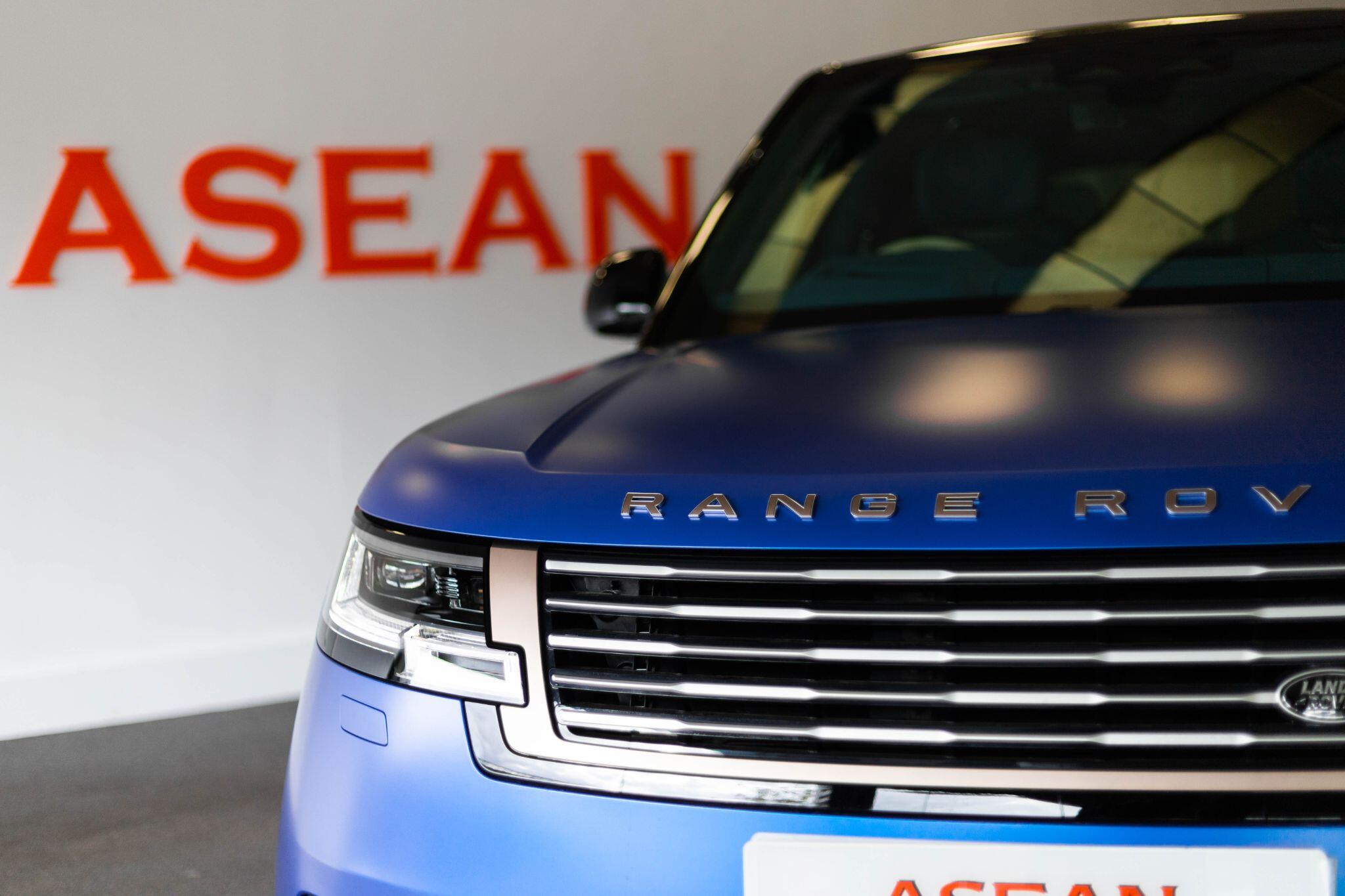 Land Rover Range Rover view 27