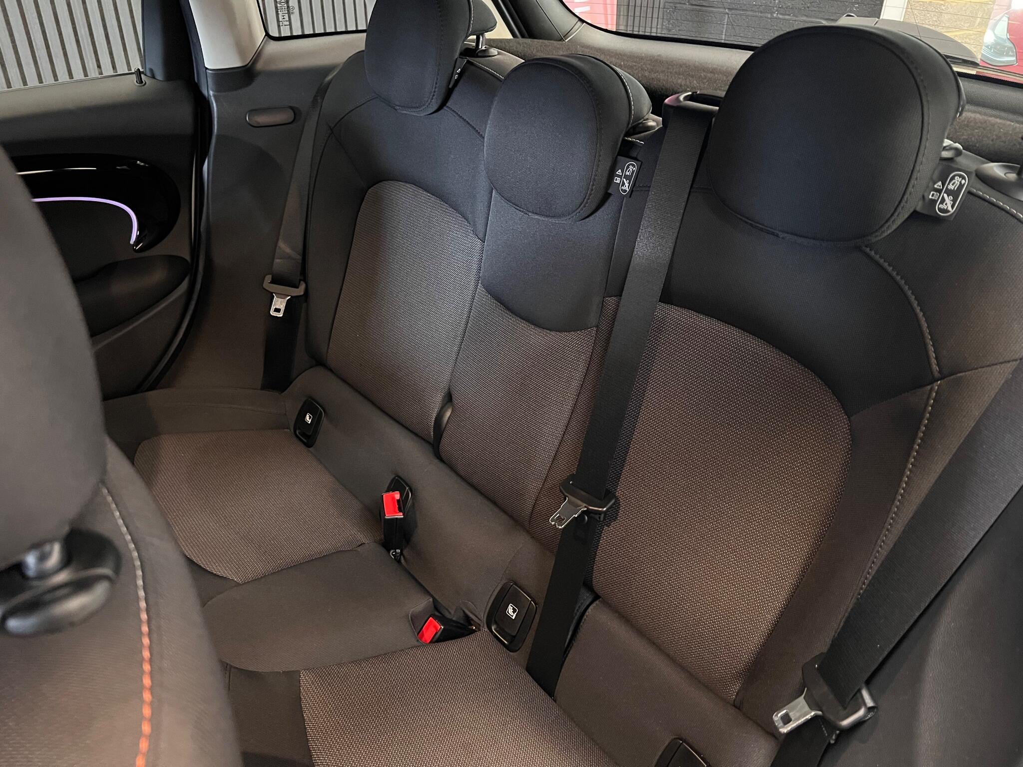 Mini Hatch view 20