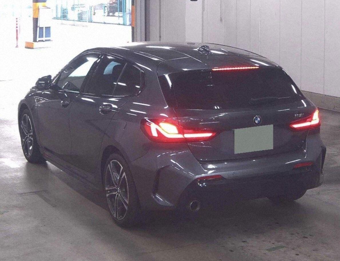 BMW 1 Series view 3