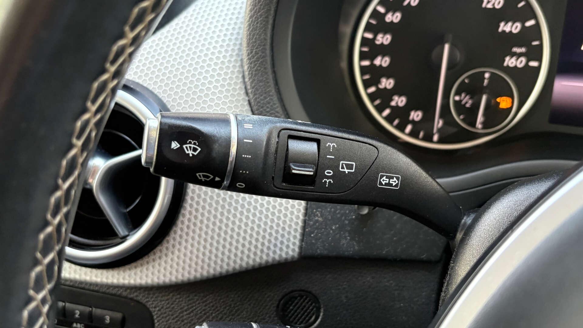 Mercedes-Benz B-Class view 19