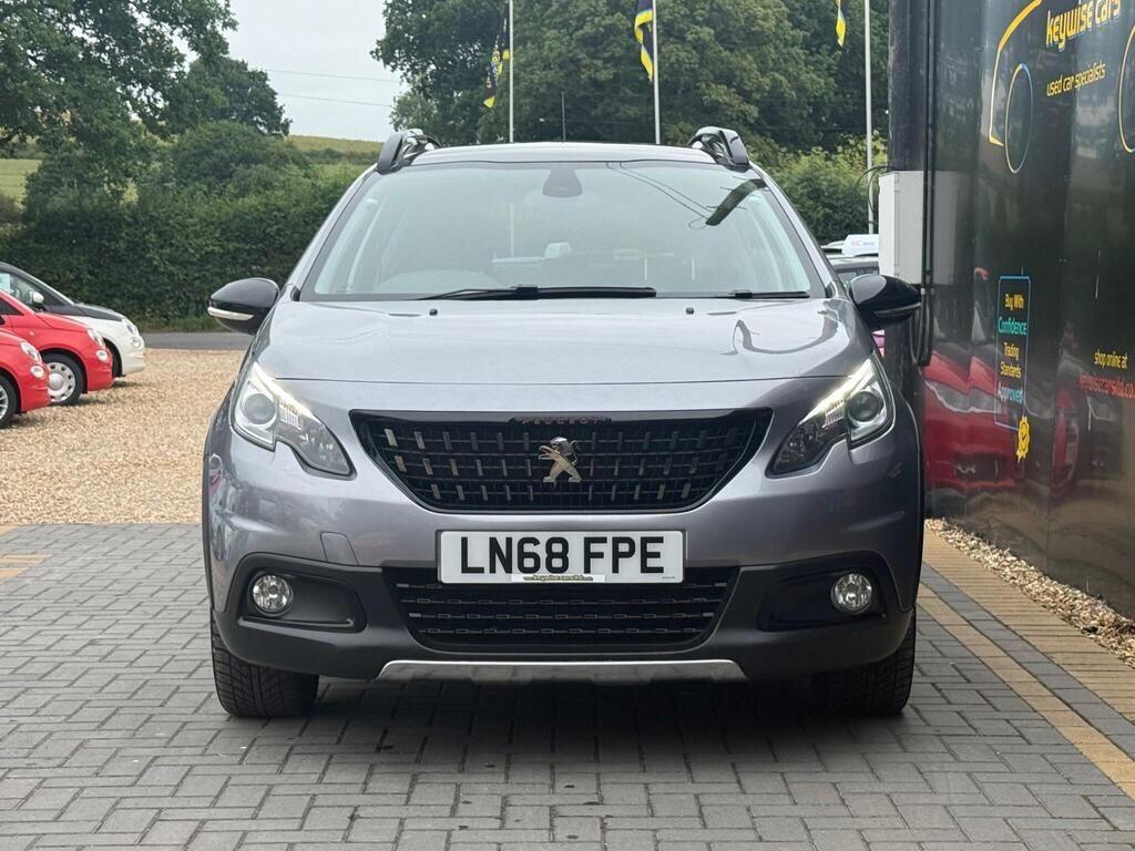 Peugeot 2008 view 8