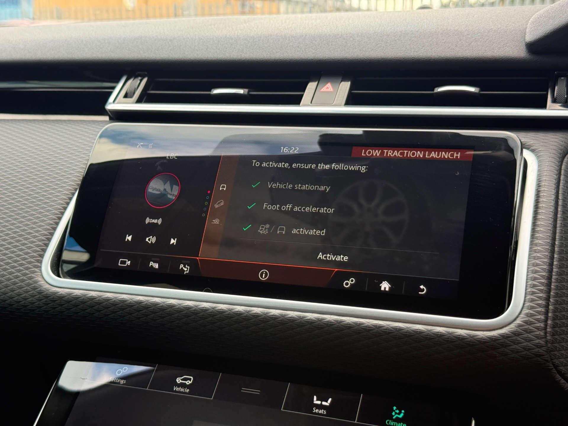 Land Rover Range Rover Velar view 69