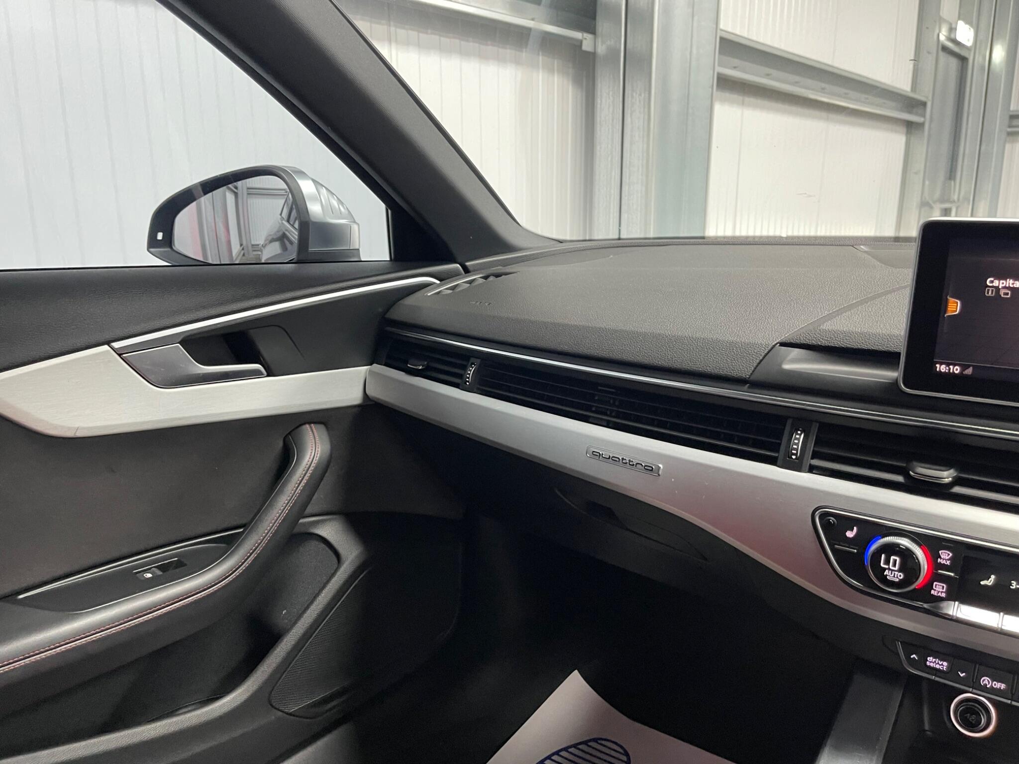 Audi S4 view 33