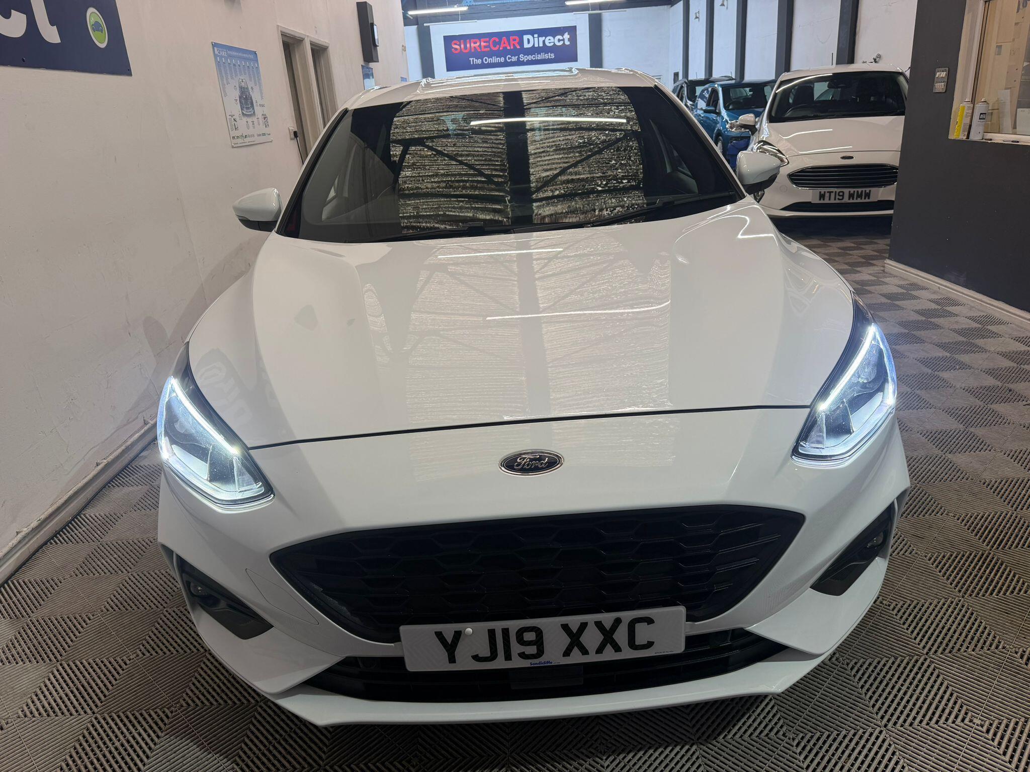 Ford Focus view 7