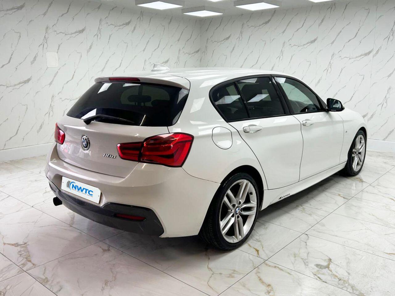 BMW 1 Series view 12
