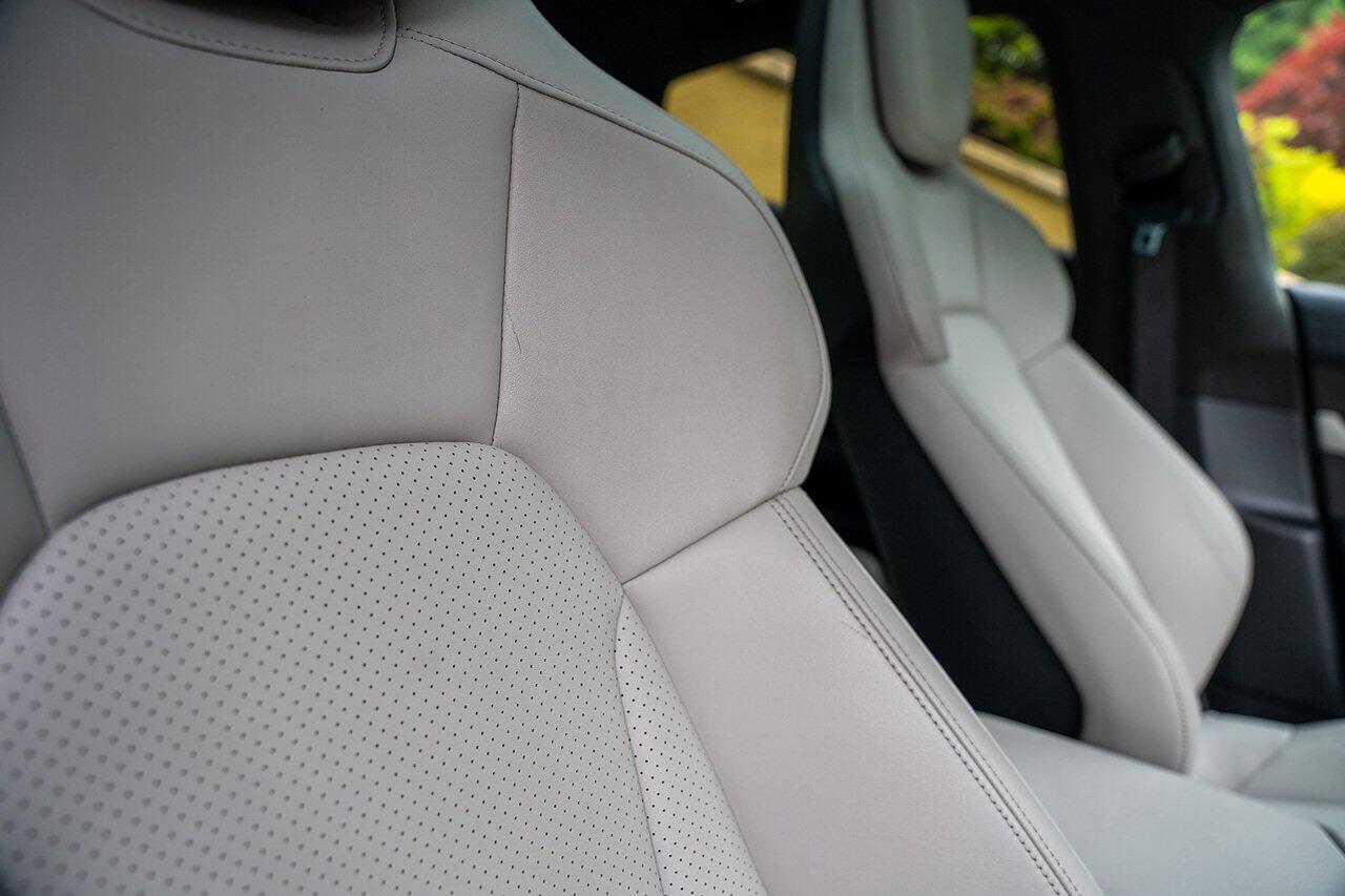 Porsche Taycan view 52