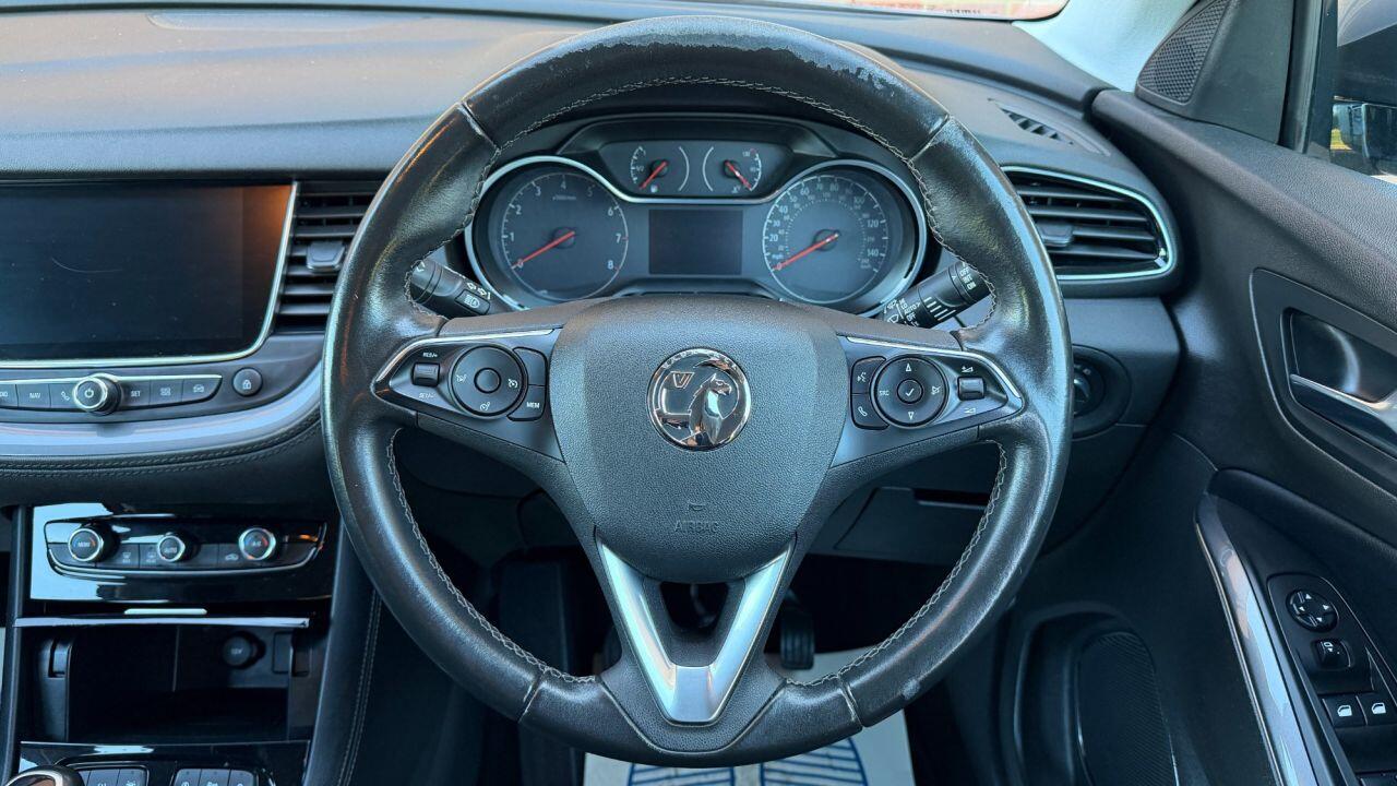 Vauxhall Grandland X view 16