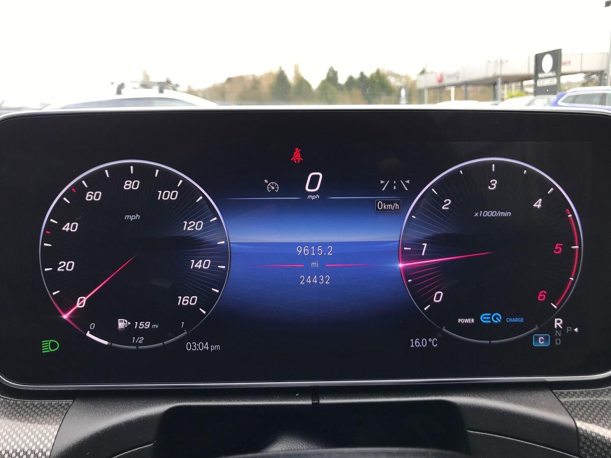 Mercedes-Benz C-Class view 20