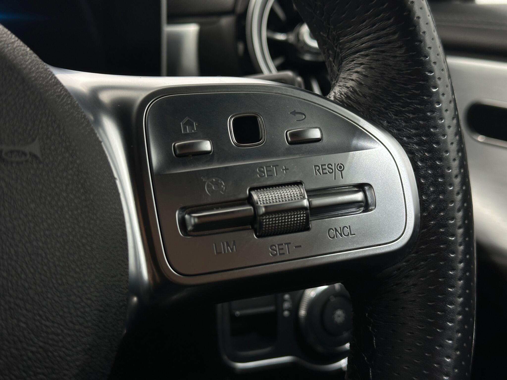Mercedes-Benz Cla view 15