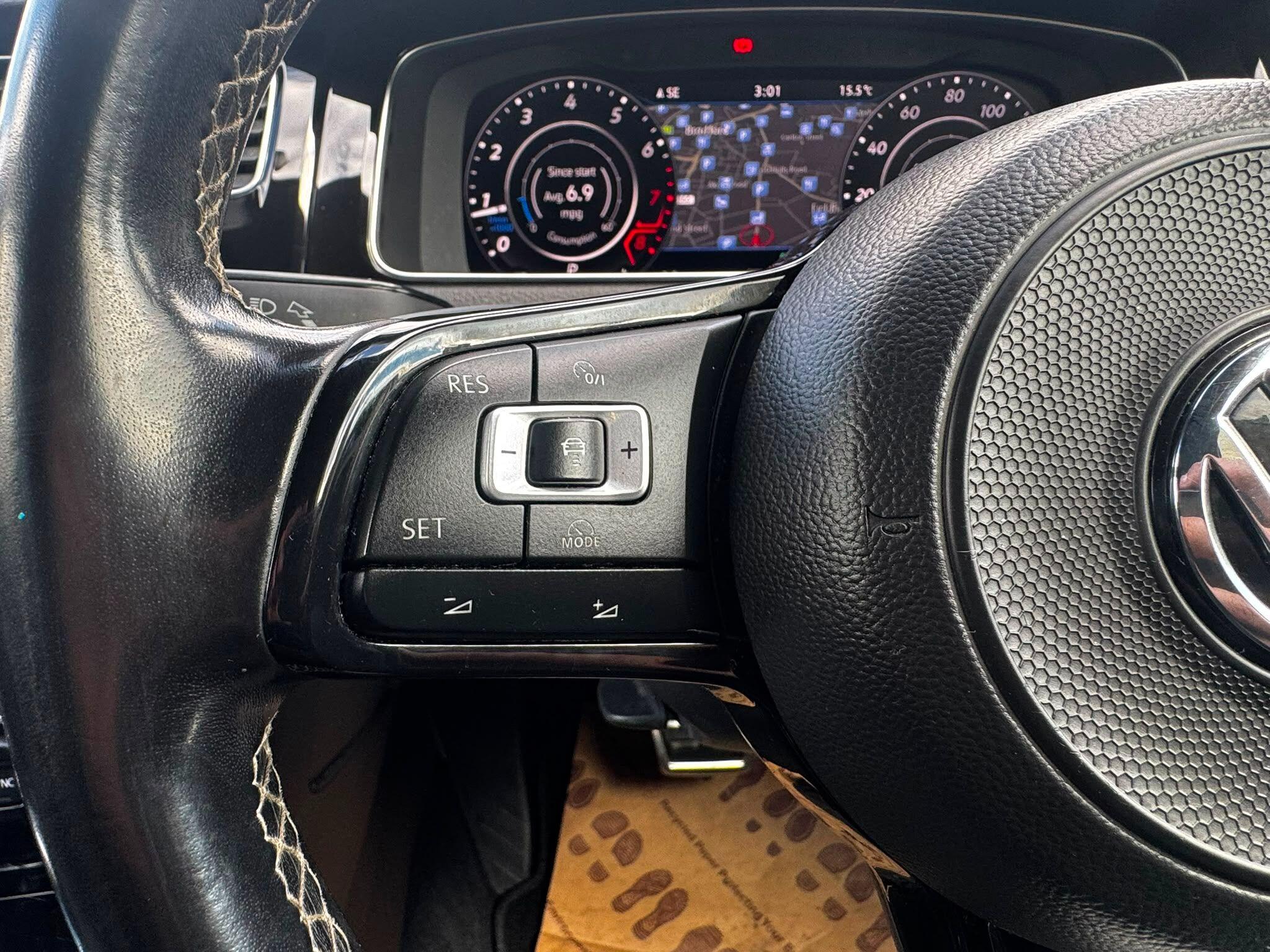 Volkswagen Golf view 22