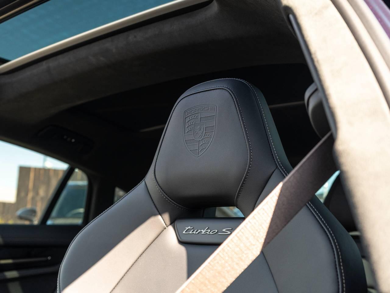 Porsche Panamera view 45