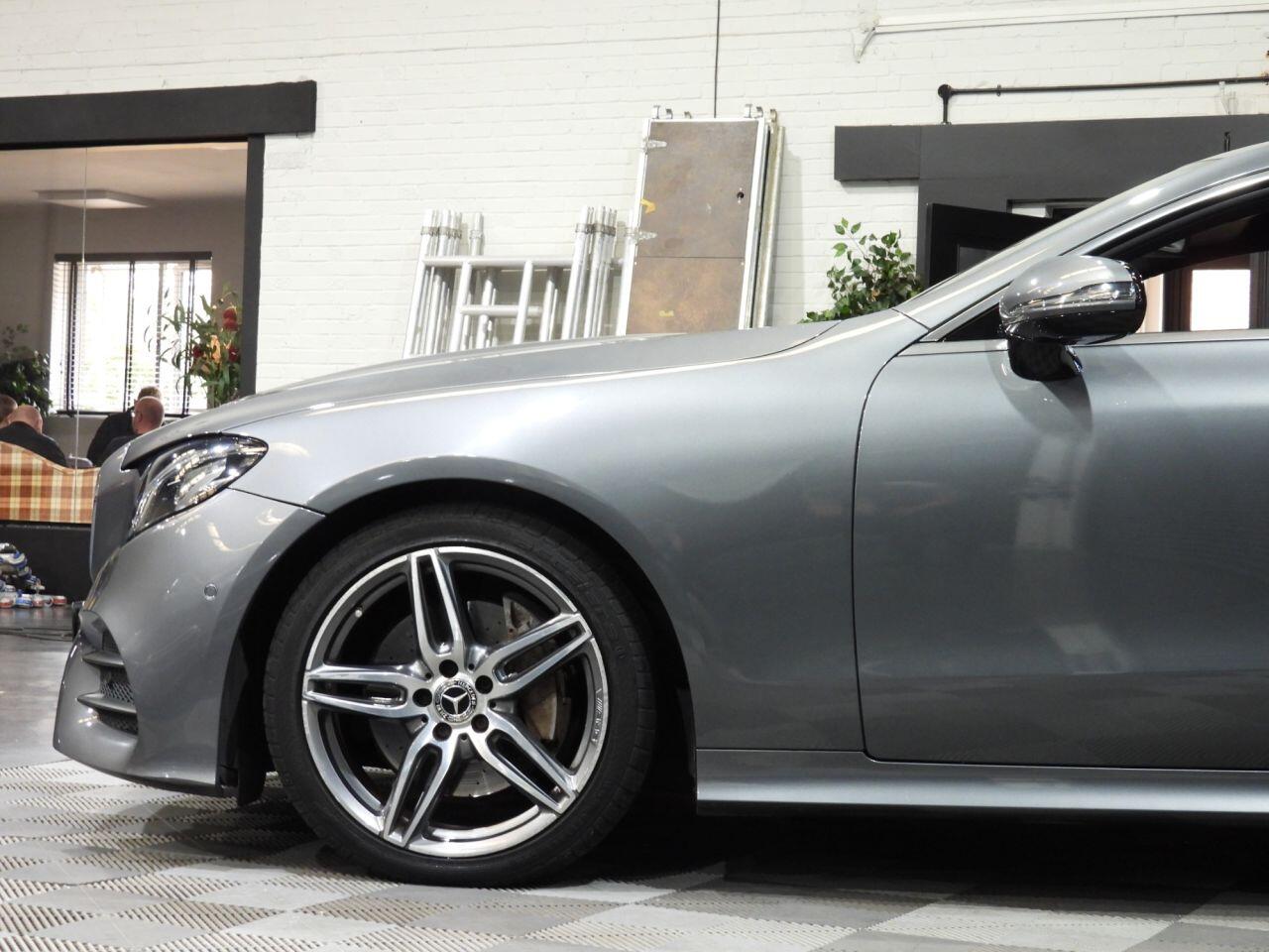 Mercedes-Benz E-Class view 11