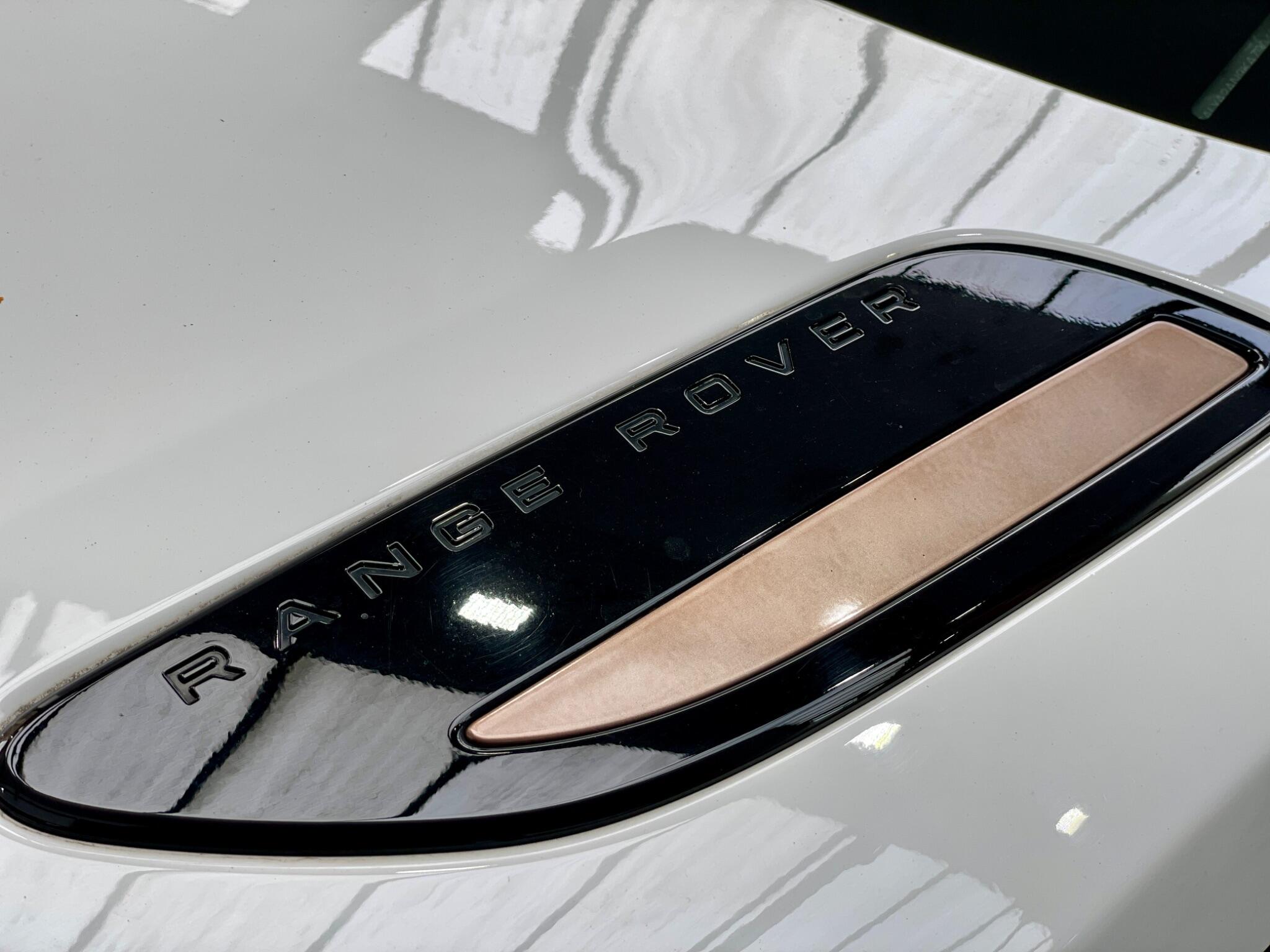 Land Rover Range Rover Velar view 33