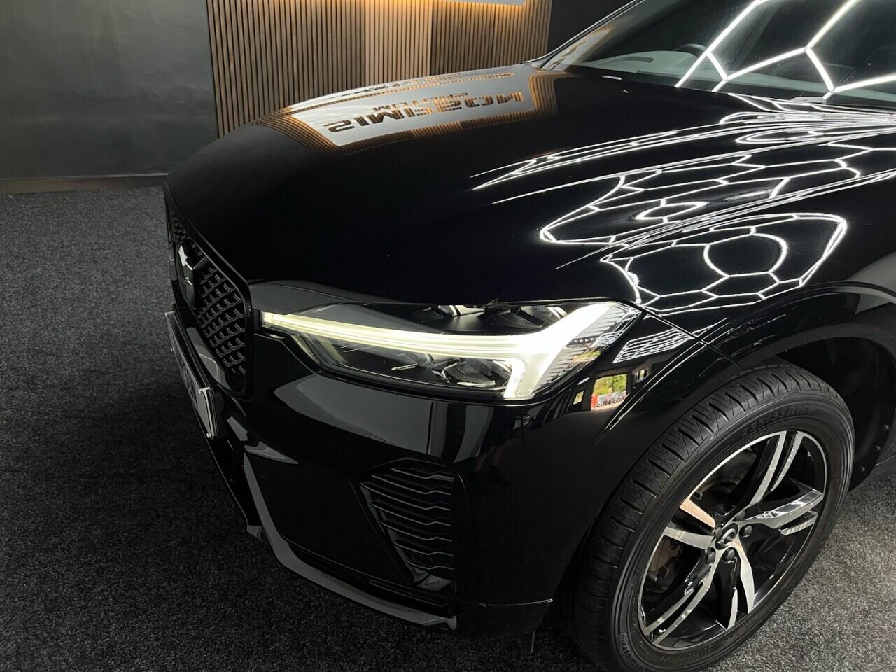 Volvo XC60 view 22