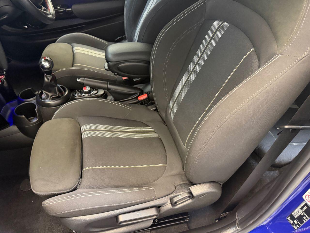 Mini Cooper view 18