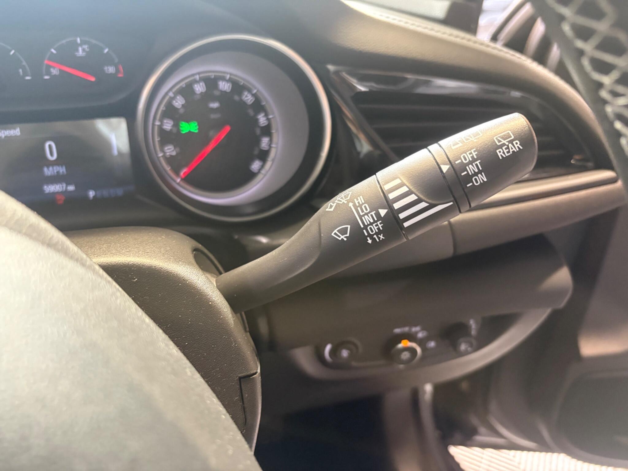 Vauxhall Insignia view 21
