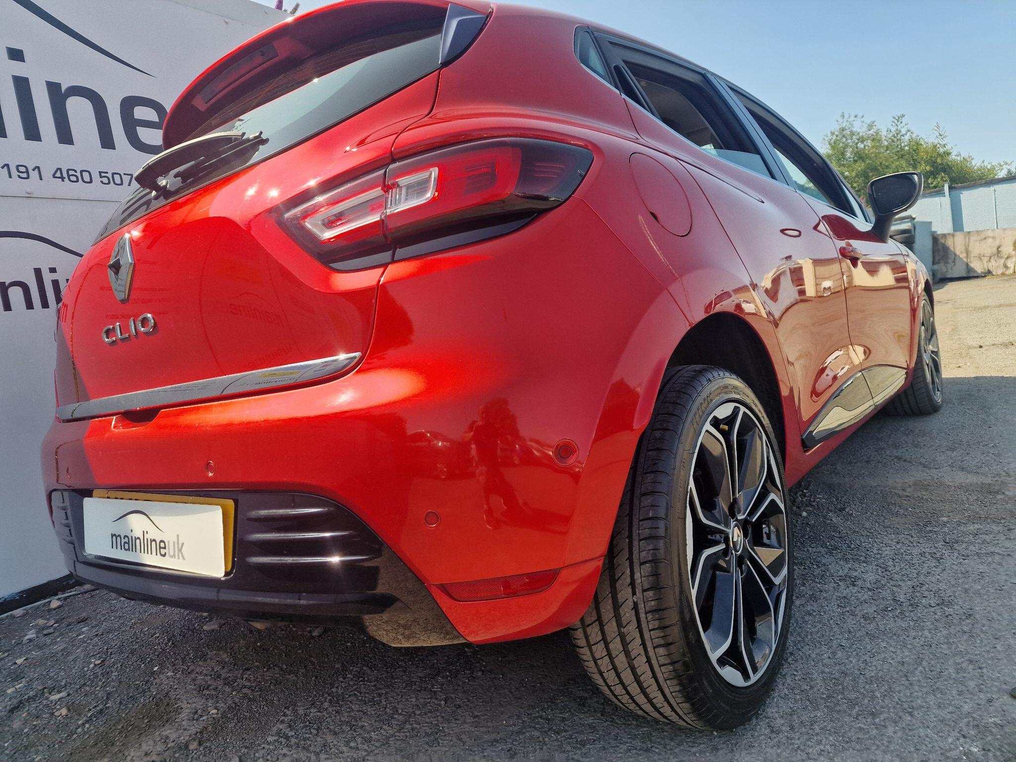 Renault Clio view 22
