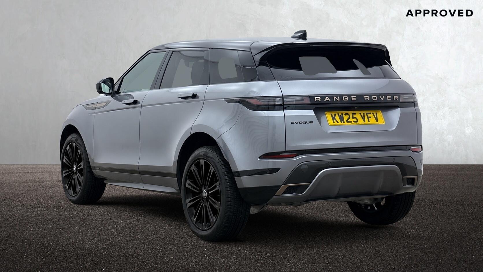 Land Rover Range Rover Evoque view 2