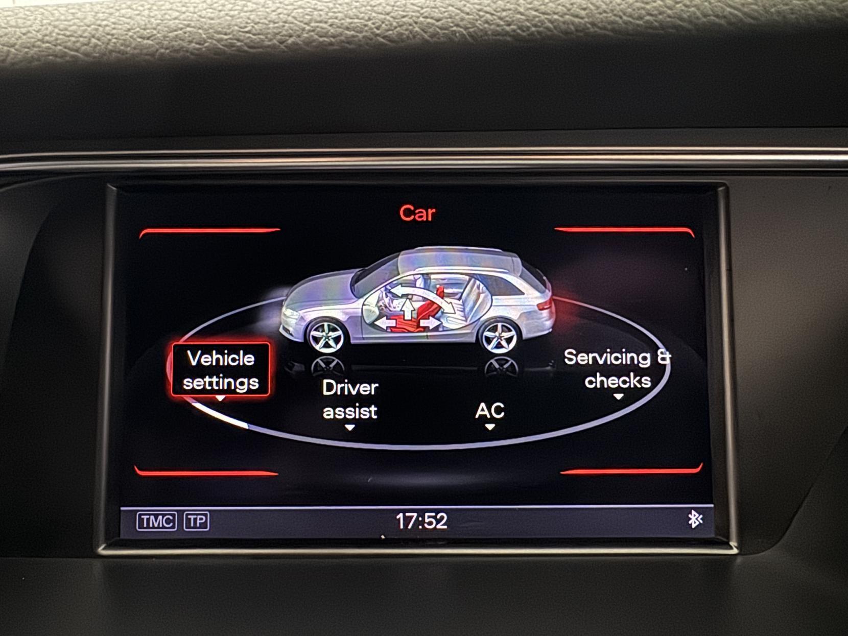 Audi A4 Avant view 58