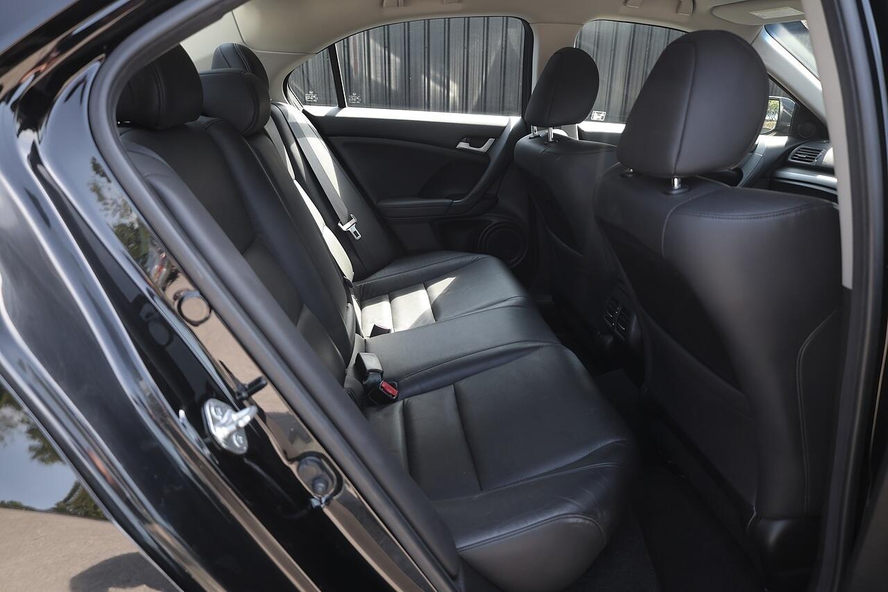 Honda Accord view 10