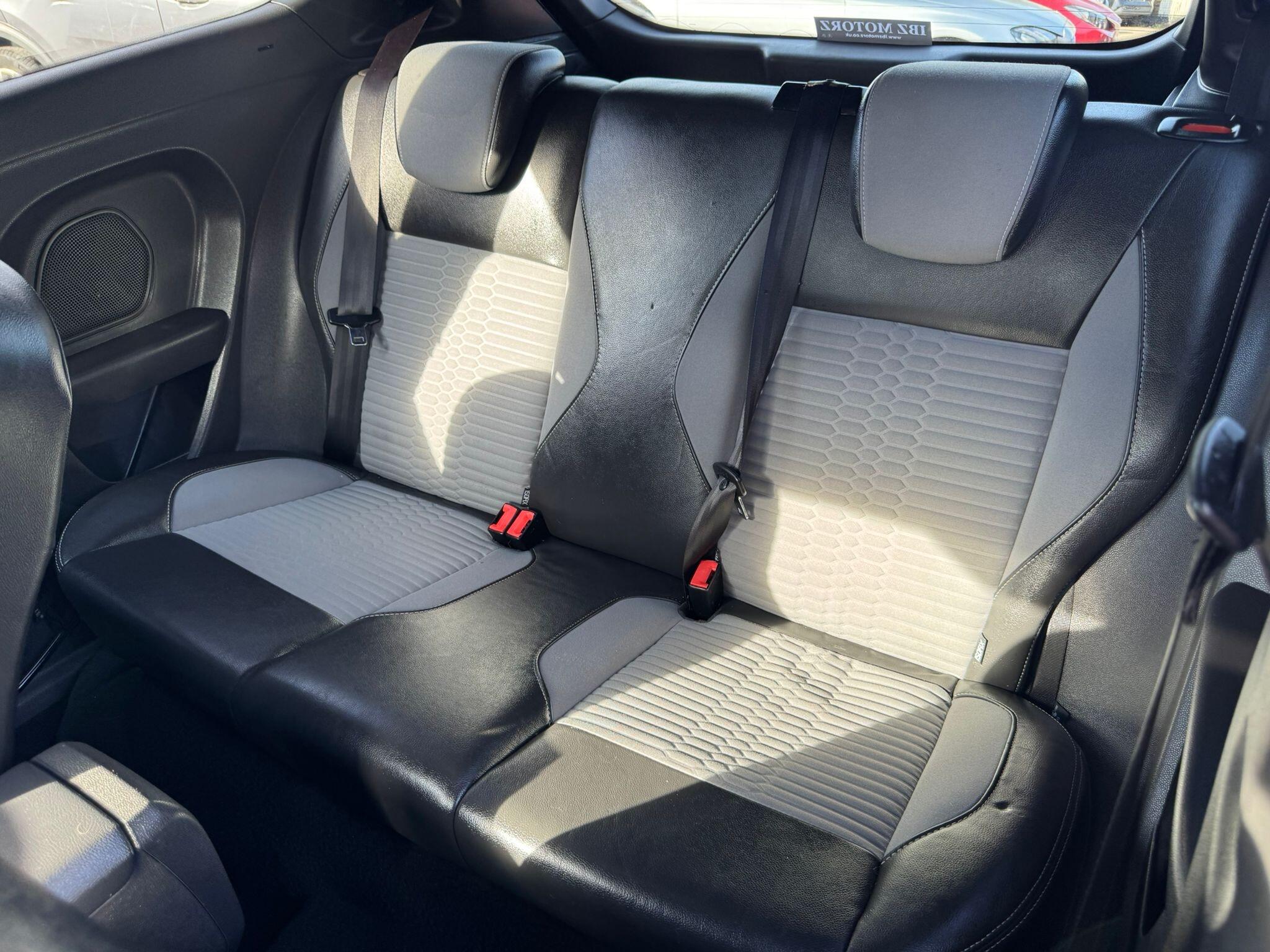 Ford Fiesta view 45