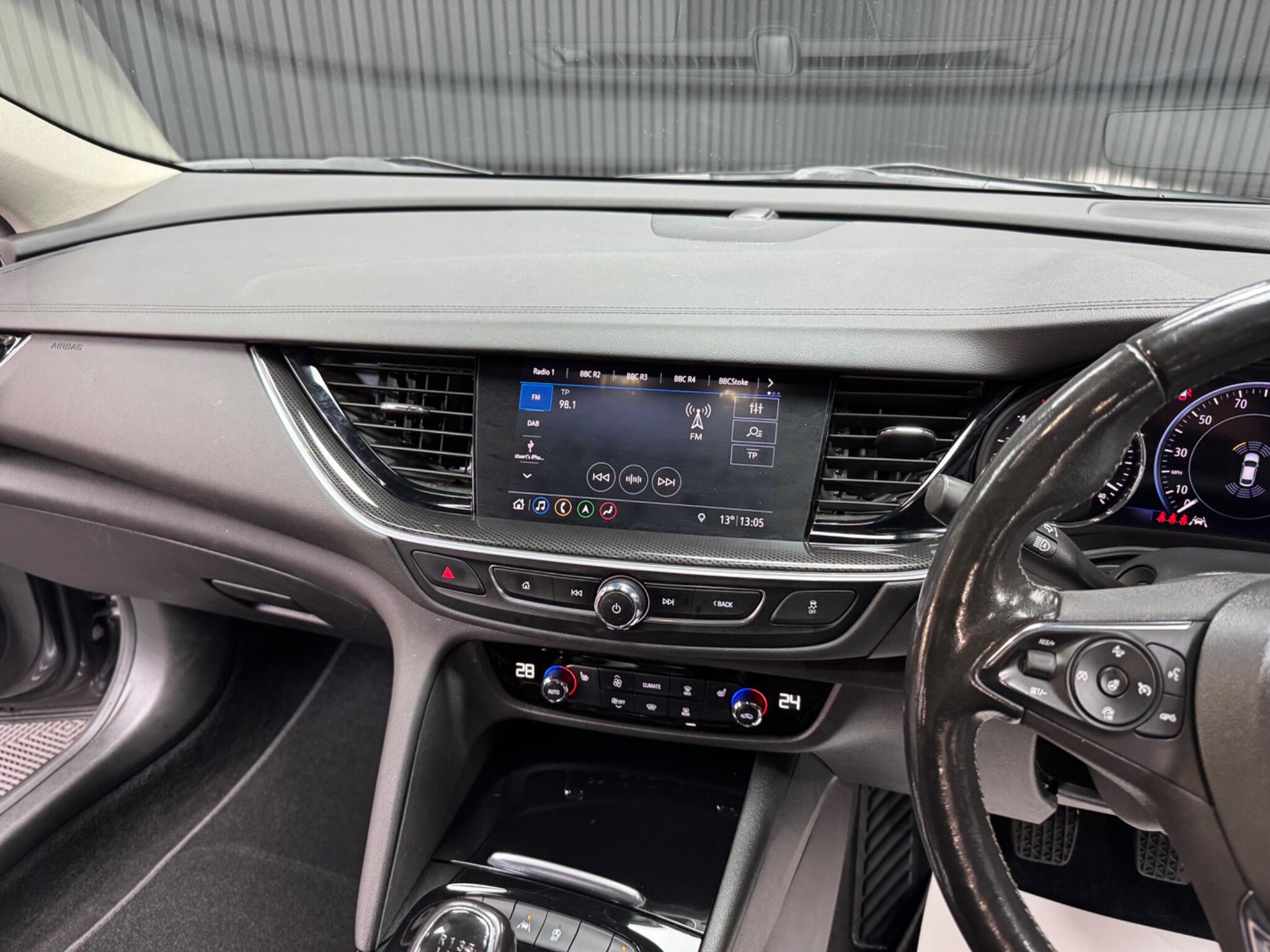 Vauxhall Insignia view 30