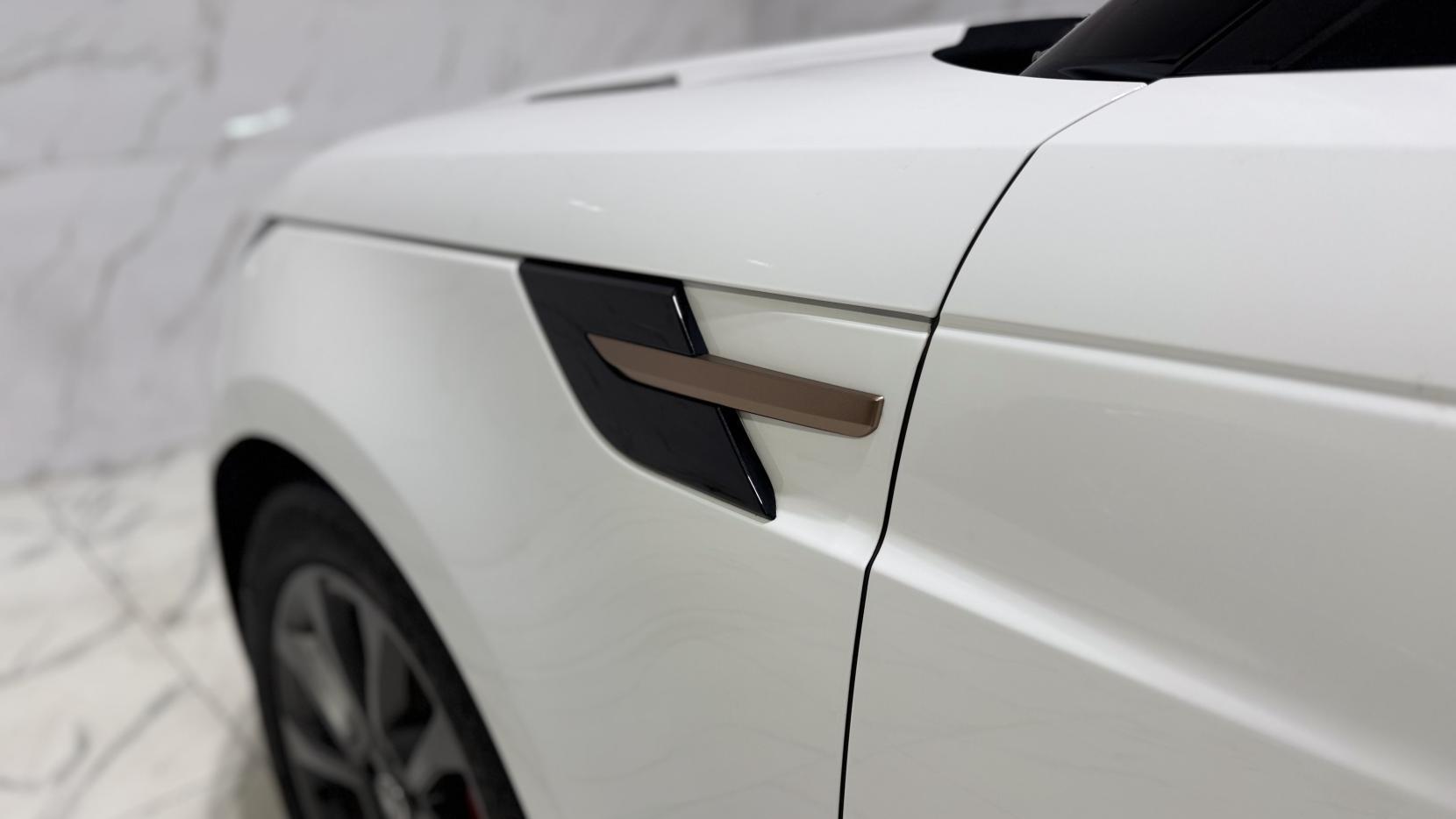 Land Rover Range Rover Sport view 40