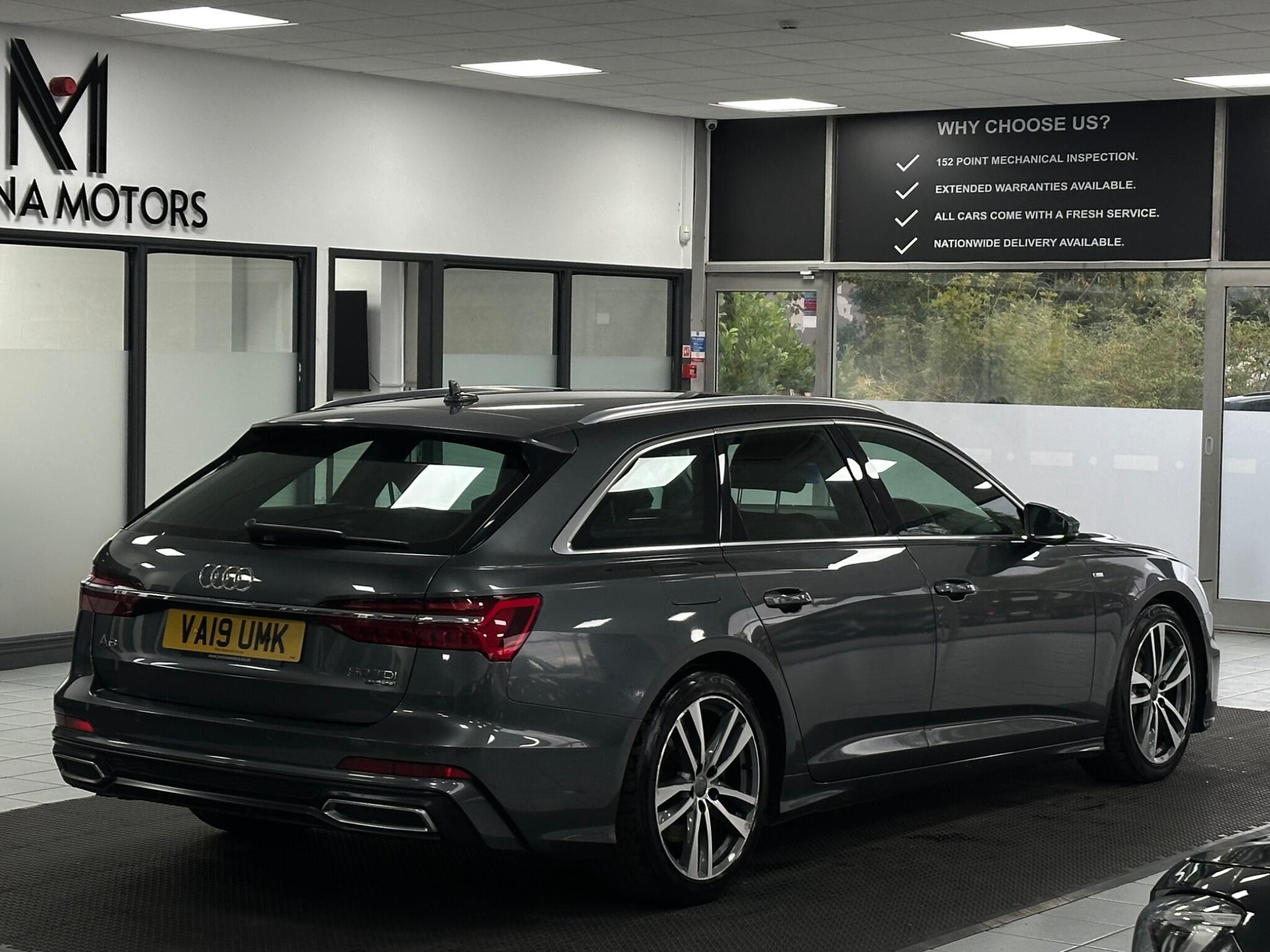 Audi A6 Avant view 12