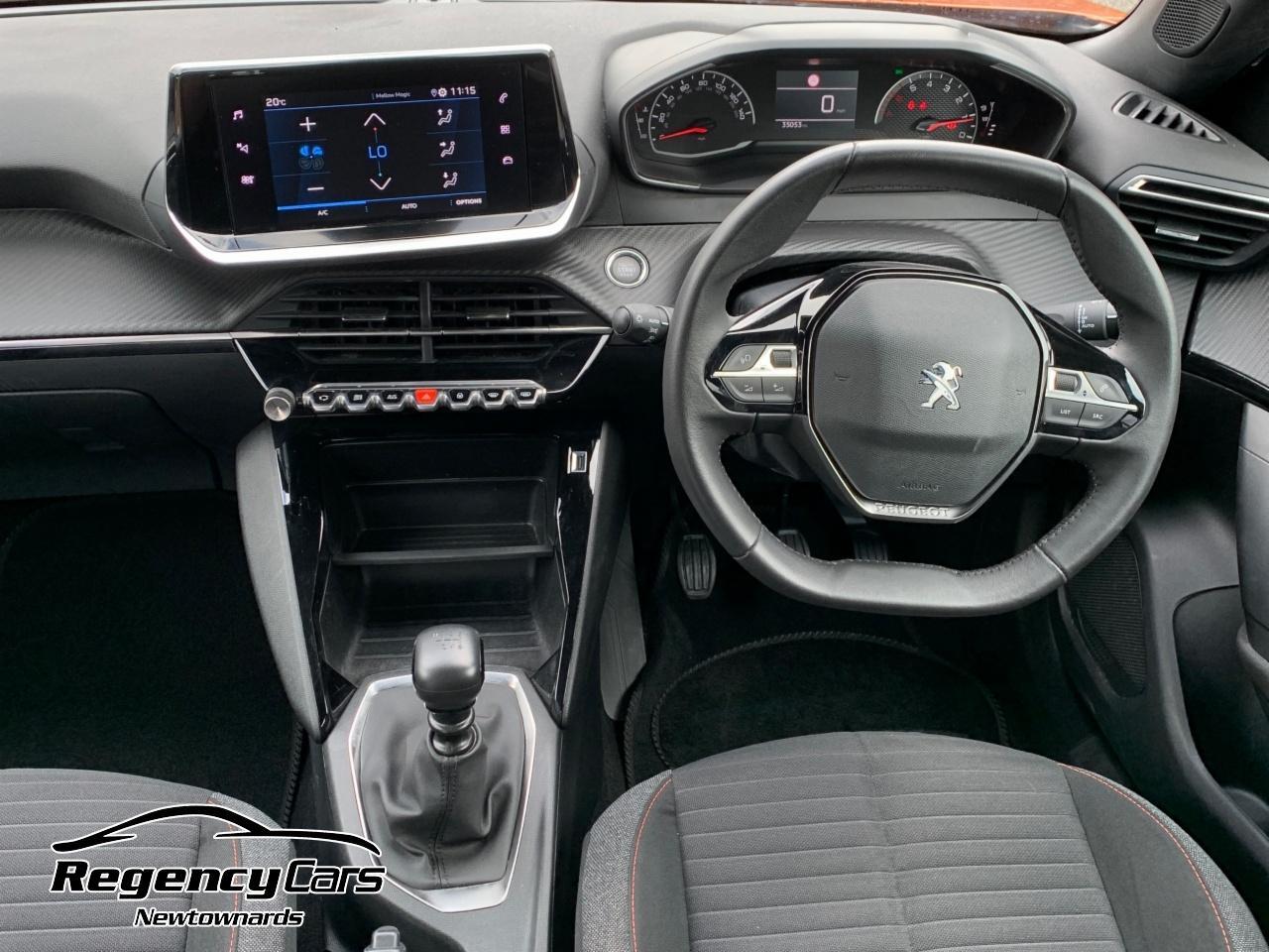Peugeot 2008 view 10