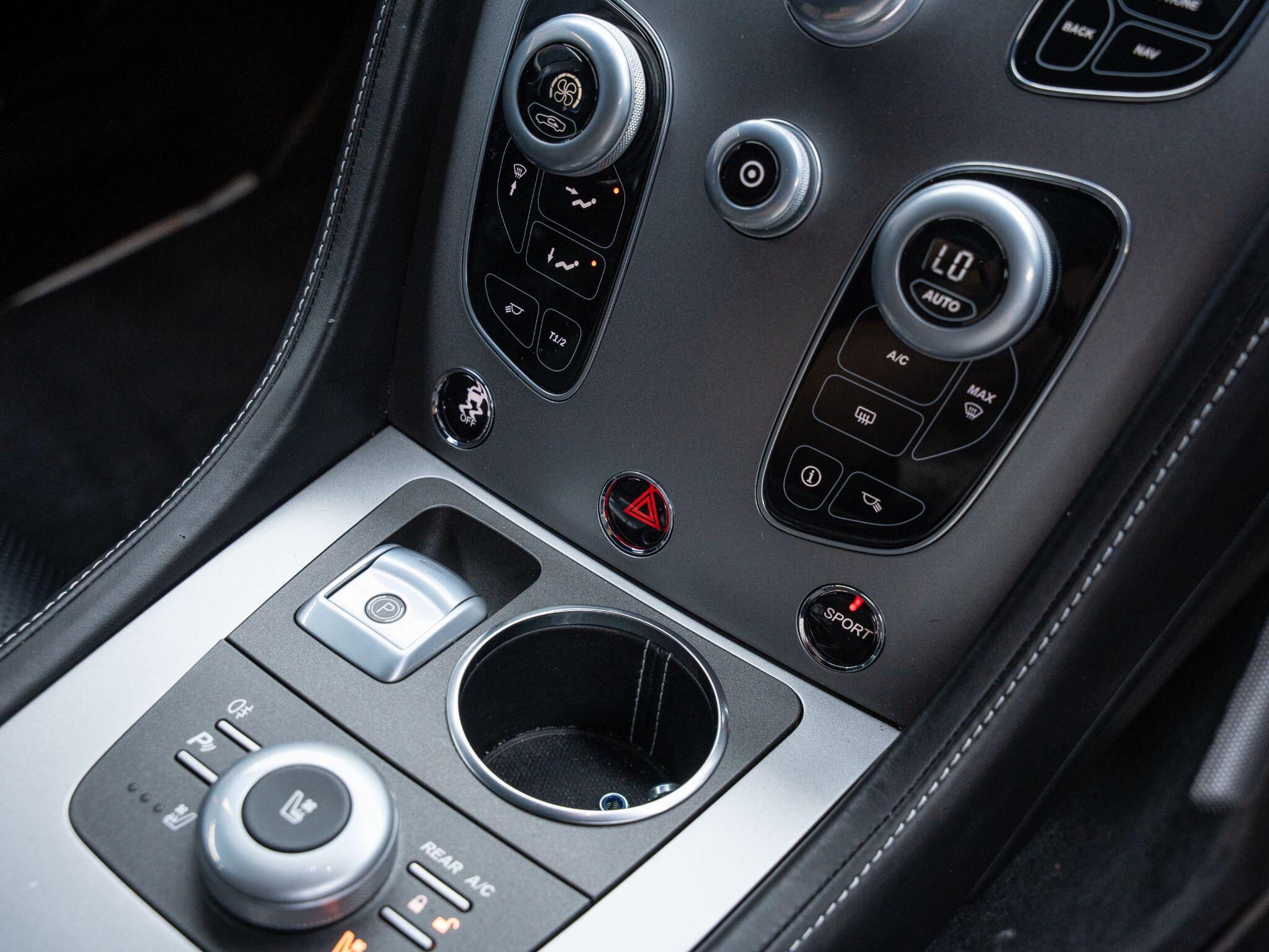 Aston Martin Rapide view 32