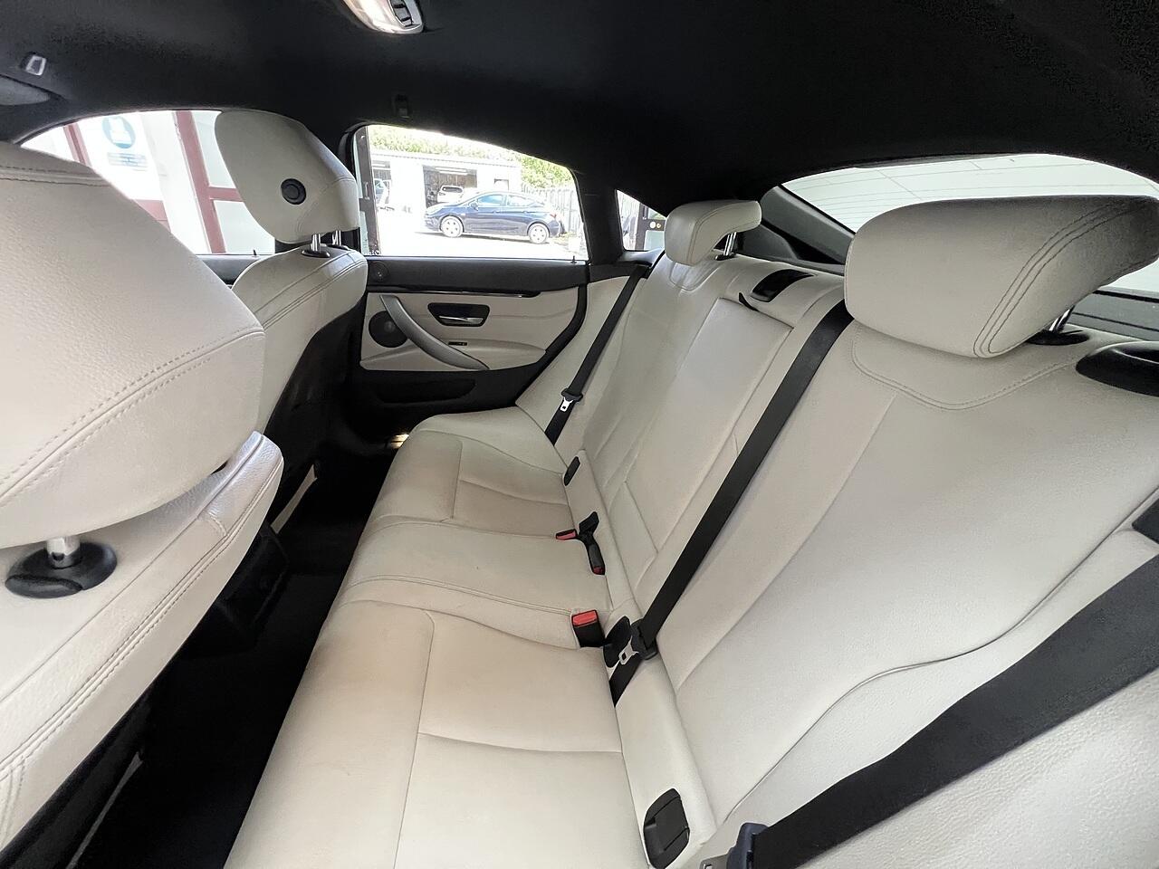 BMW 4 Series view 24