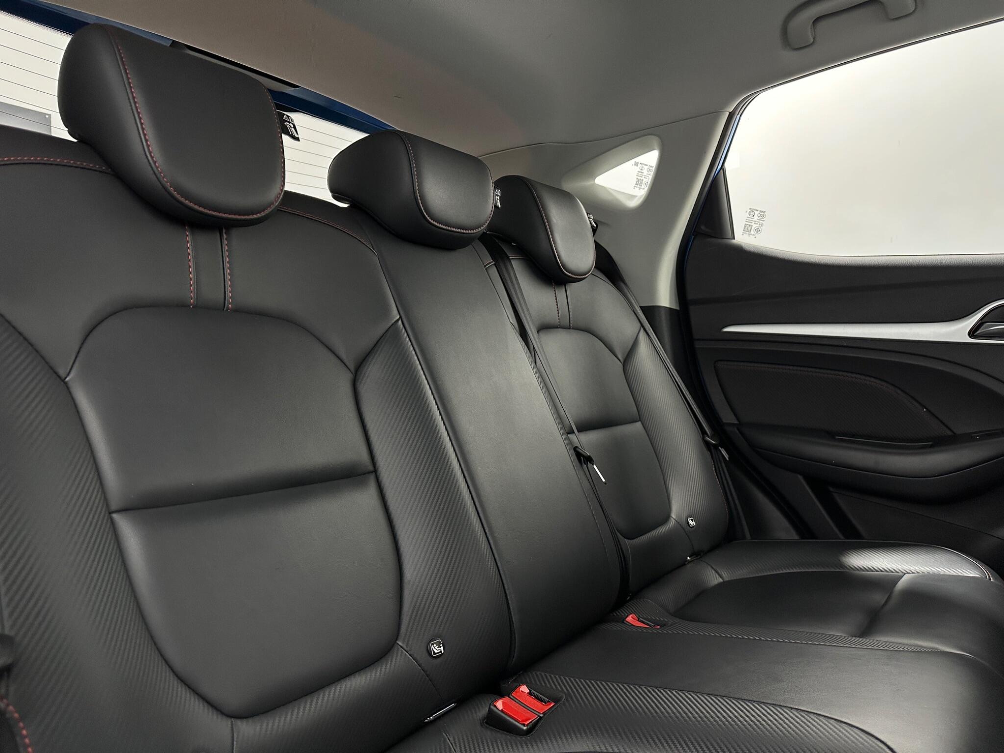 MG ZS view 42