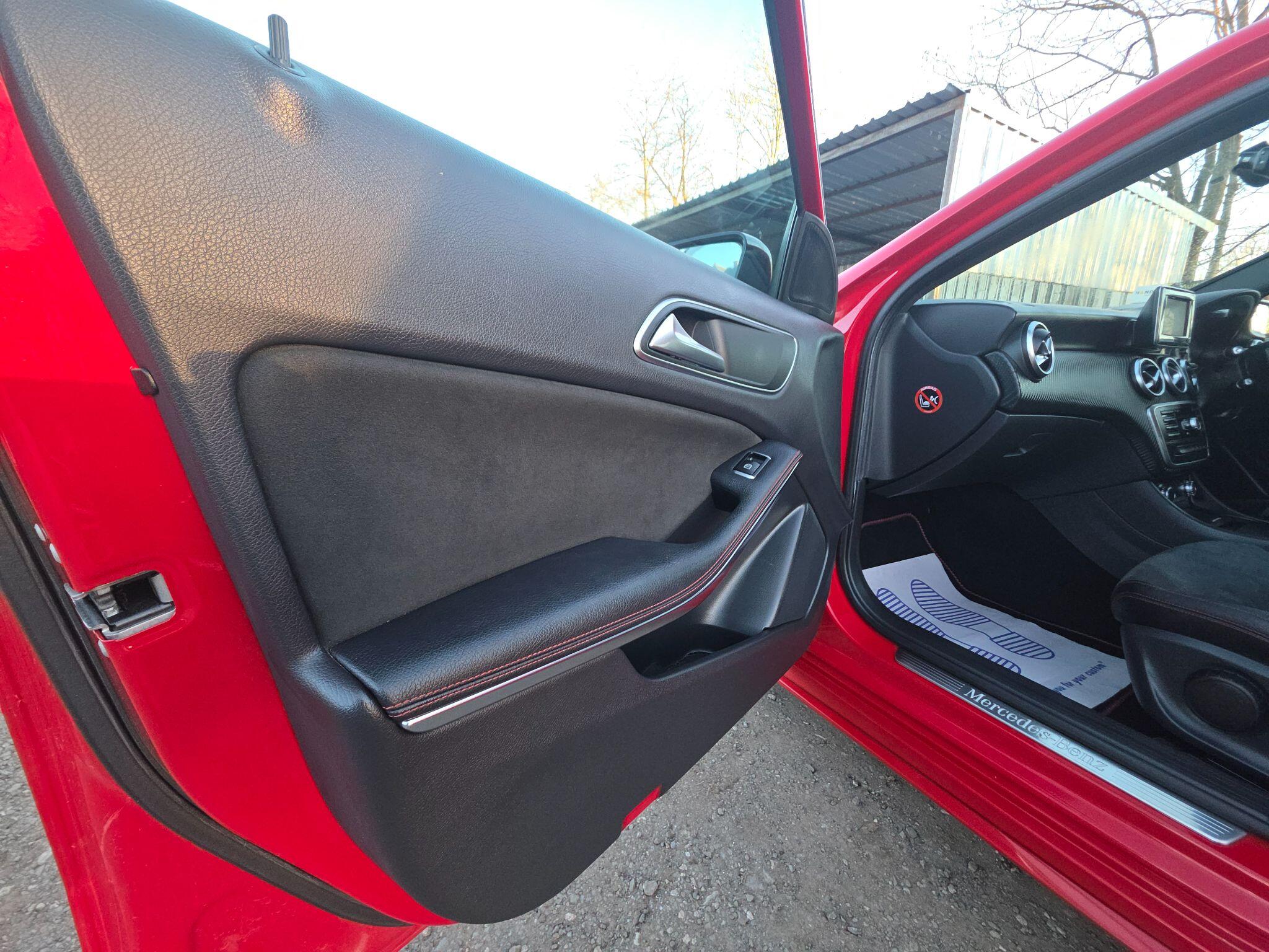 2015 Mercedes-Benz A Class image 29