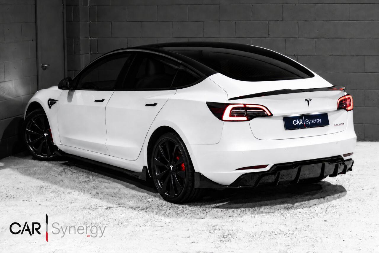 Tesla Model 3 view 3