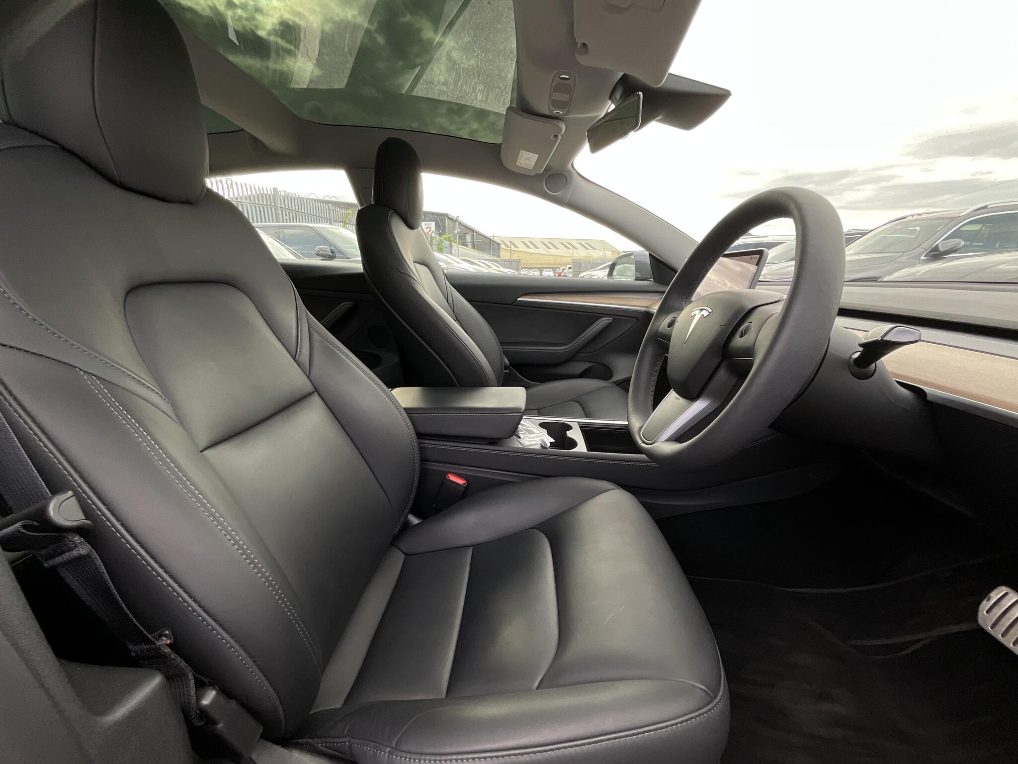 Tesla Model 3 view 9