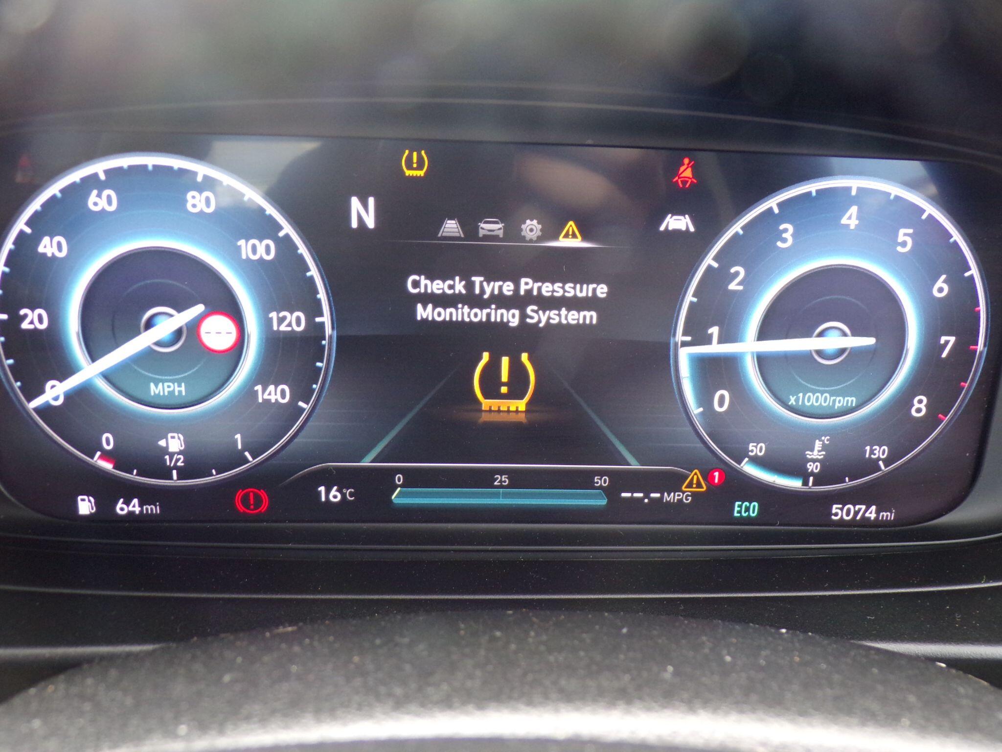 Hyundai I20 view 28