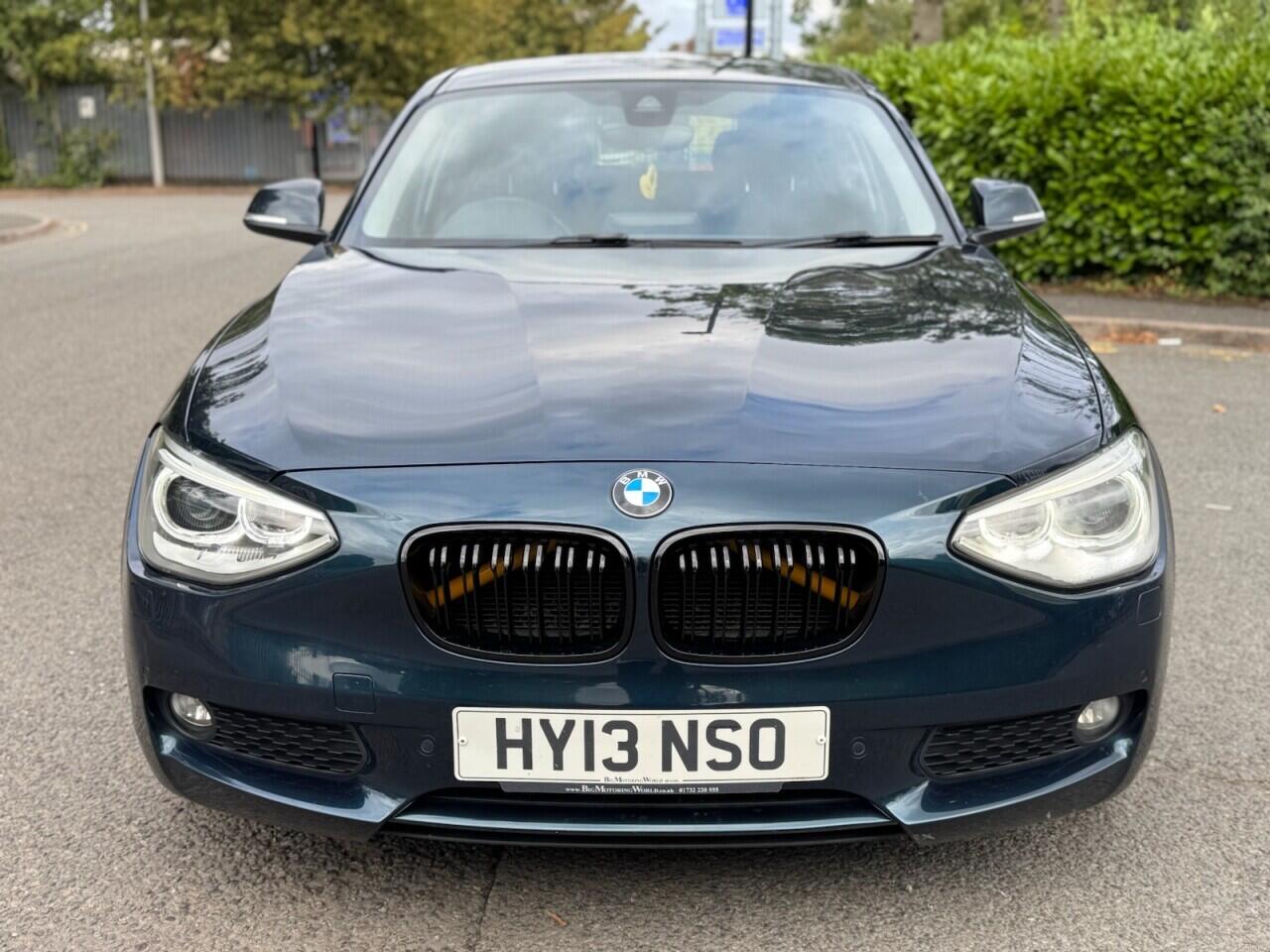 BMW 1 Series view 8