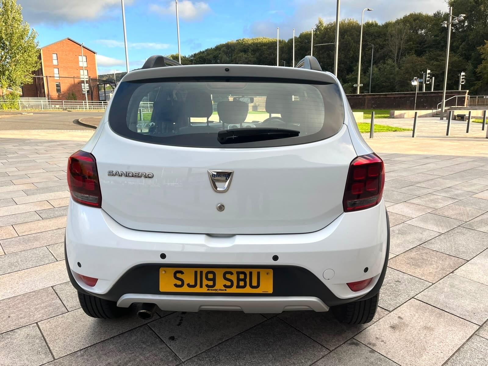 Dacia Sandero view 14