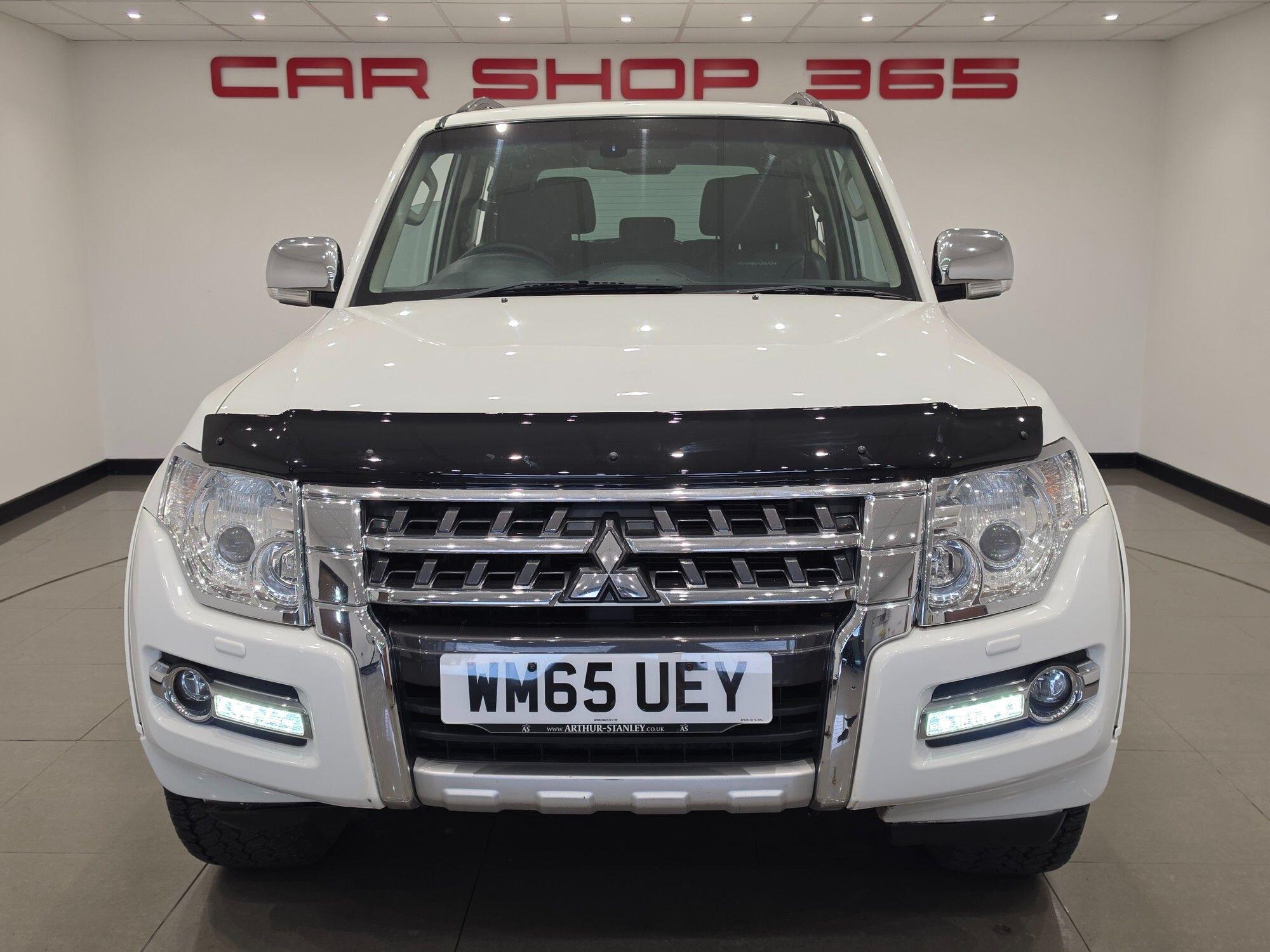 Mitsubishi Shogun view 10
