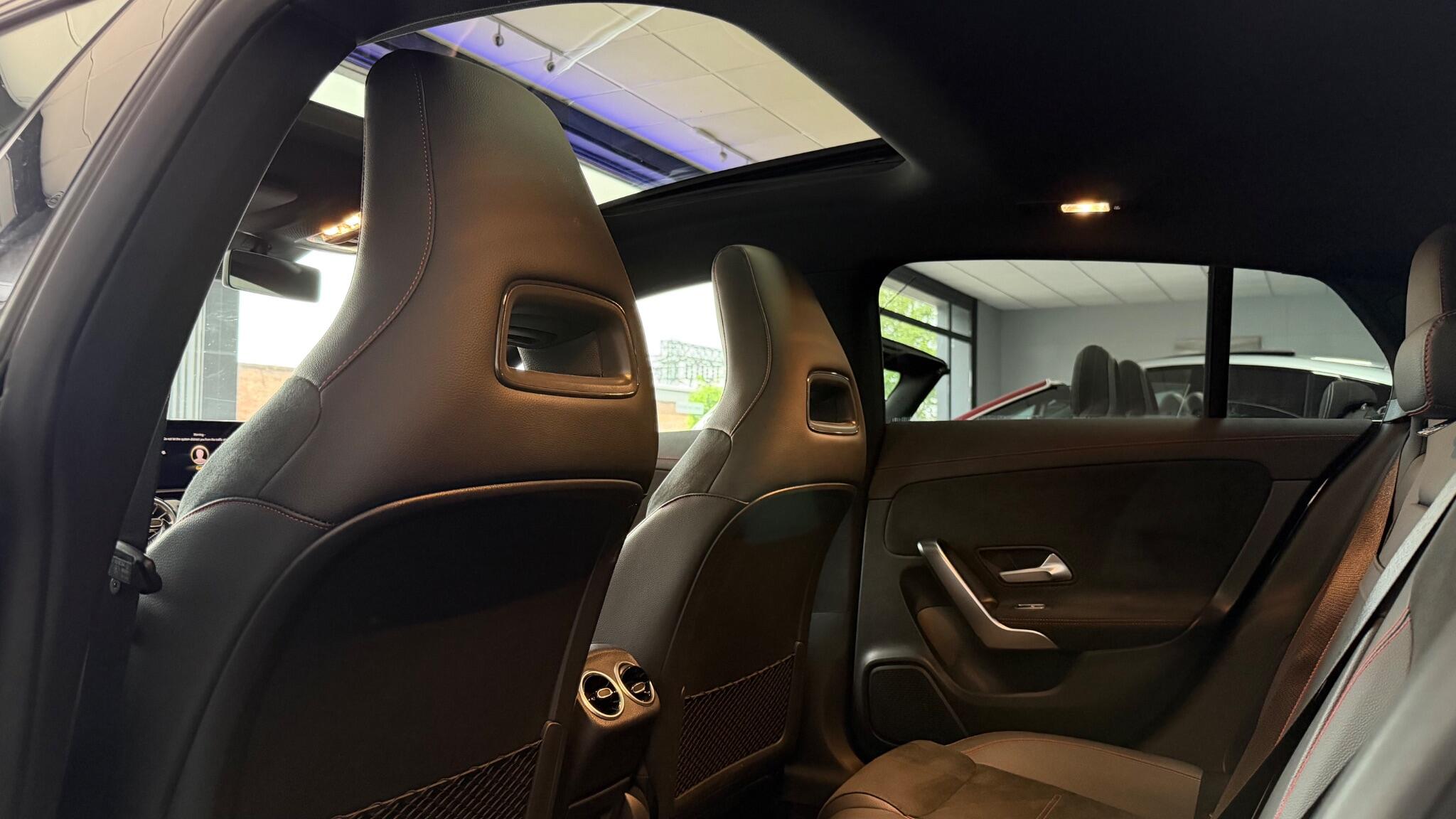 Mercedes-Benz Cla view 20