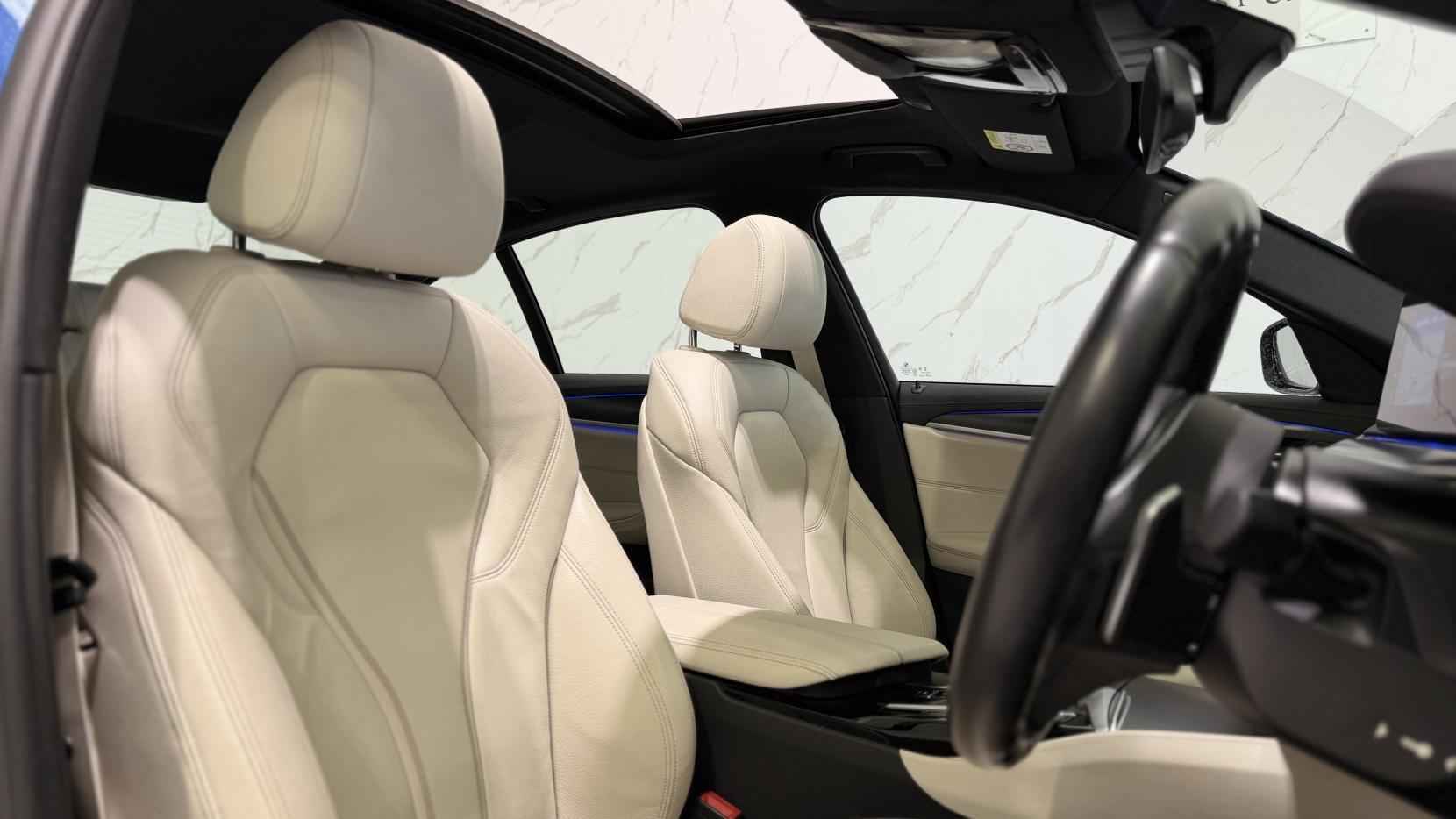 BMW 5 Series view 3