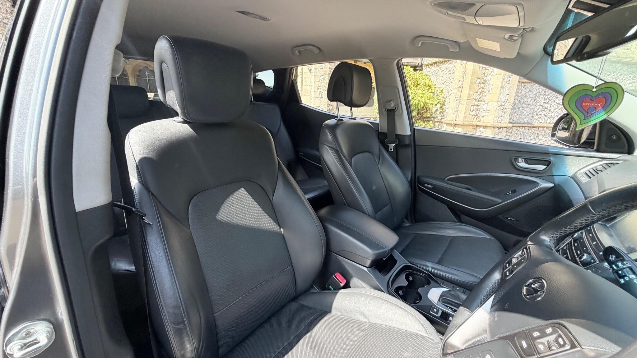 Hyundai Santa Fe view 29