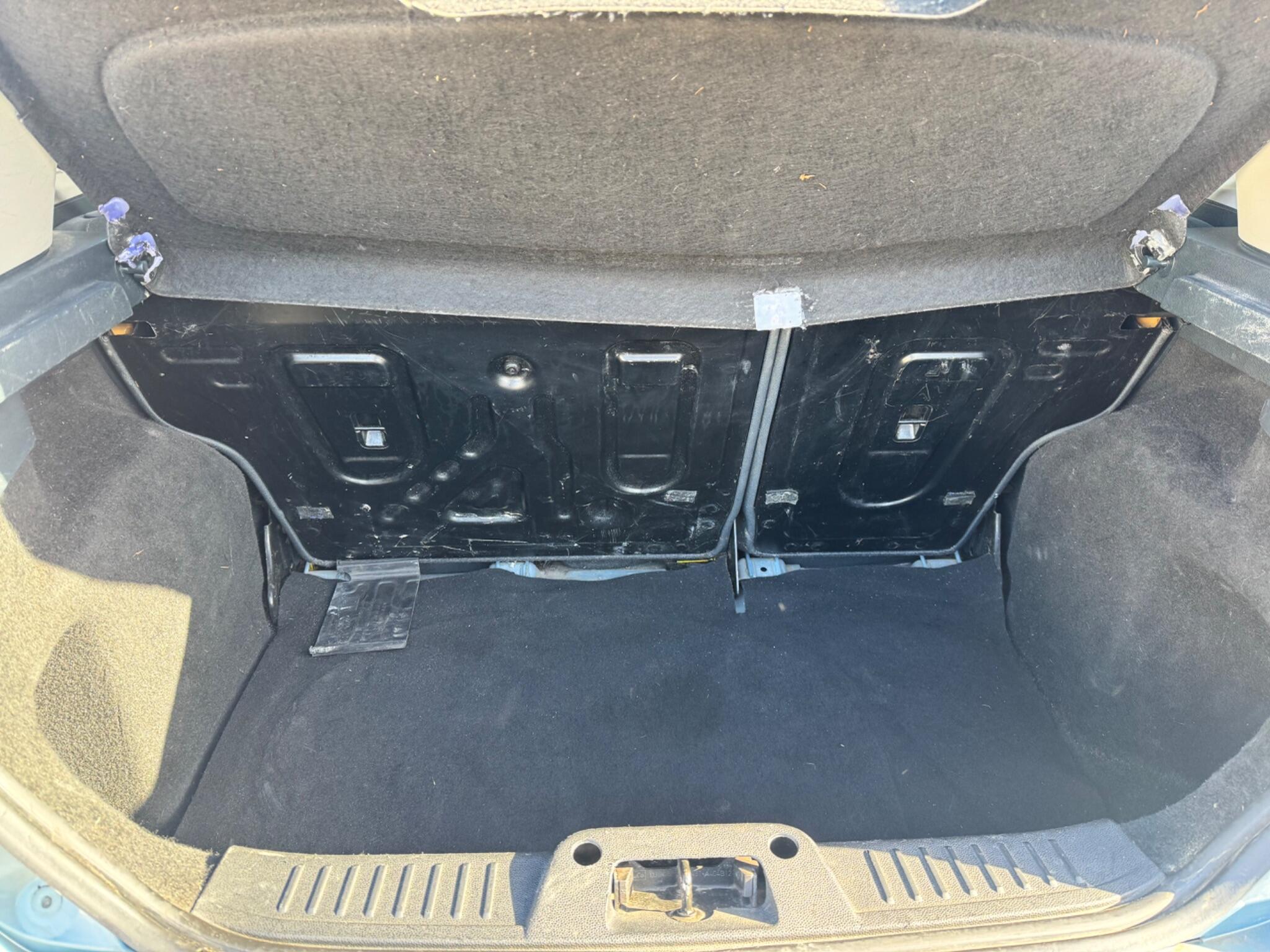 Ford Fiesta view 43