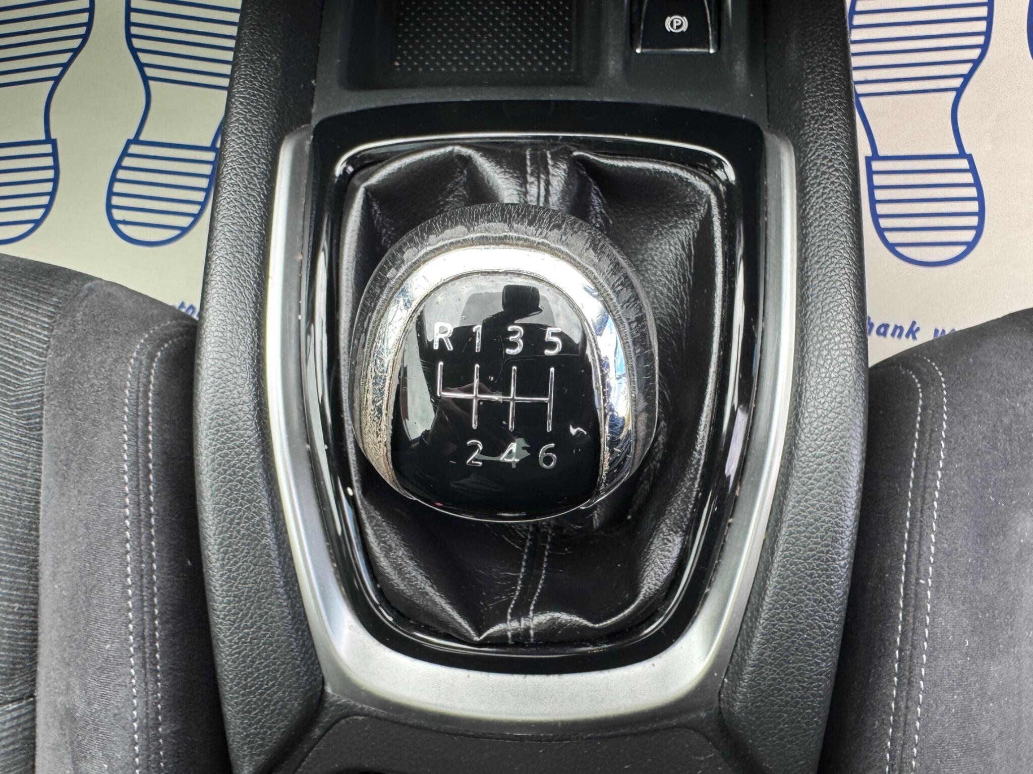 Nissan X-Trail view 43